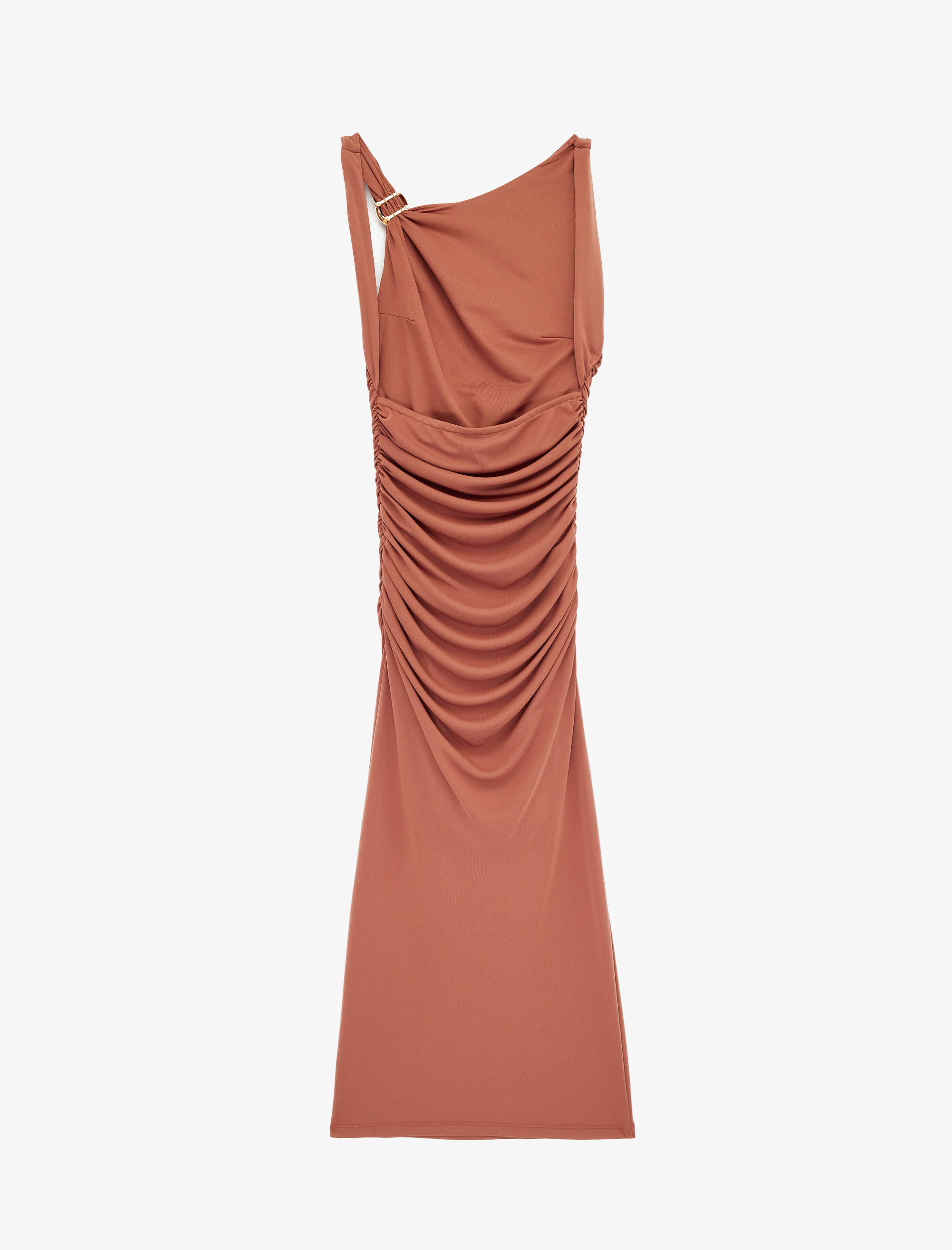   Metal Aksesuarlı Kayık Yaka Kolsuz Slim Fit Drapeli Midi Abiye Elbise
