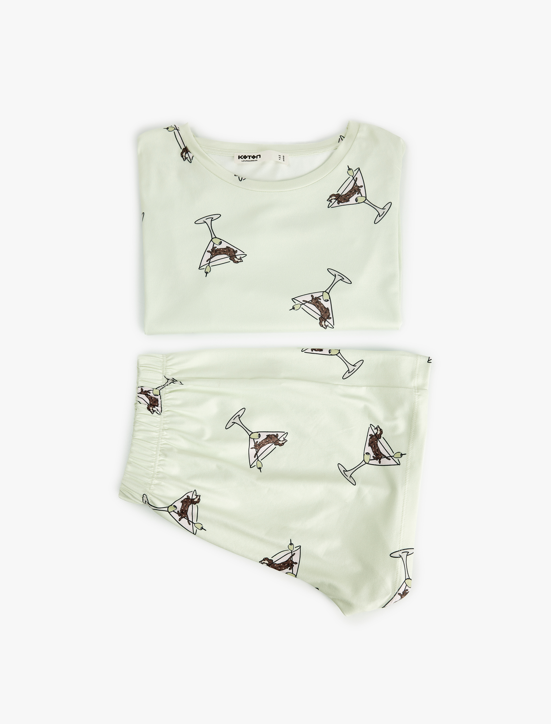   Bisiklet Yaka Kısa Kollu Rahat Kesim Şortlu Pijama Takımı