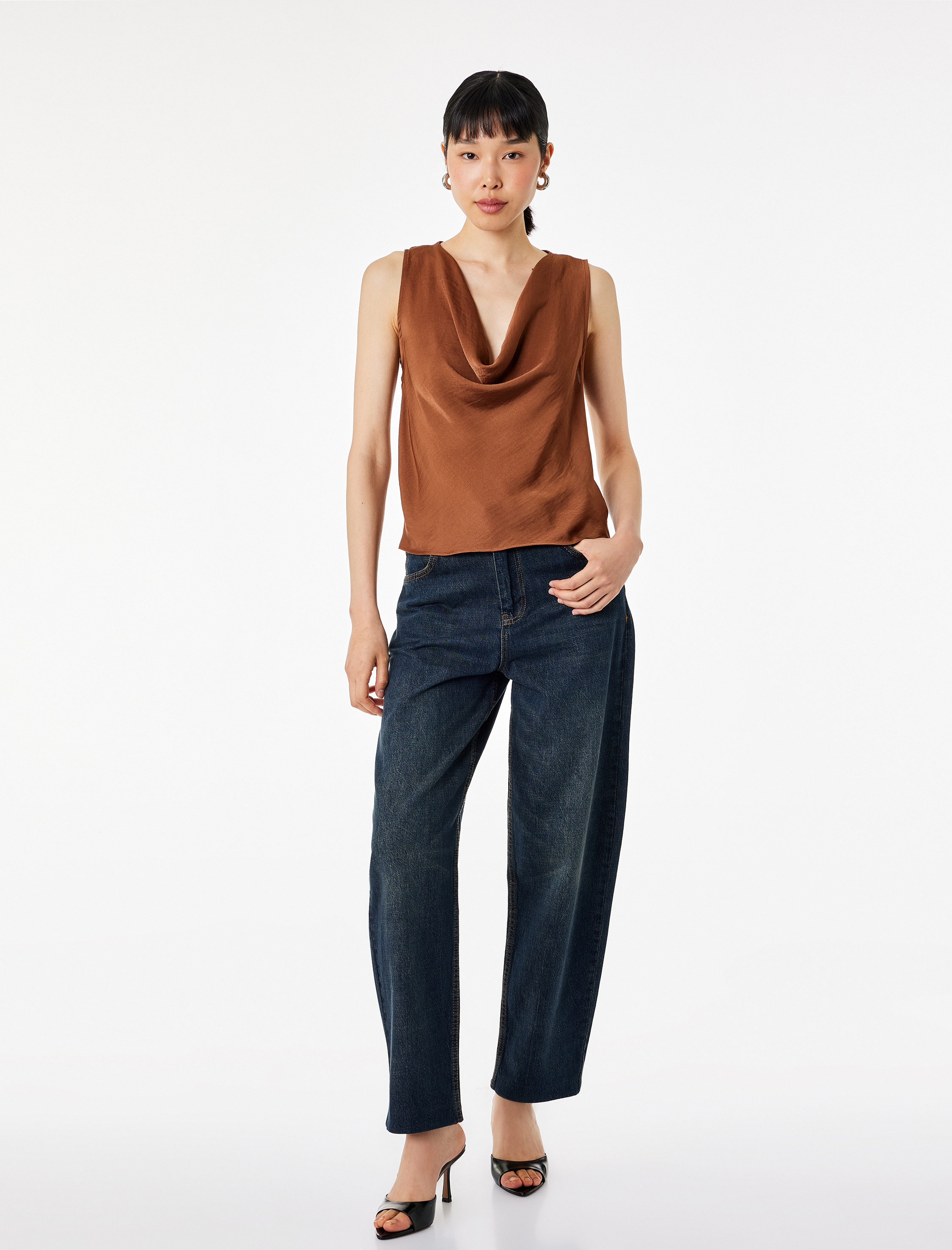   Kolsuz Degaje Yaka Saten Bluz