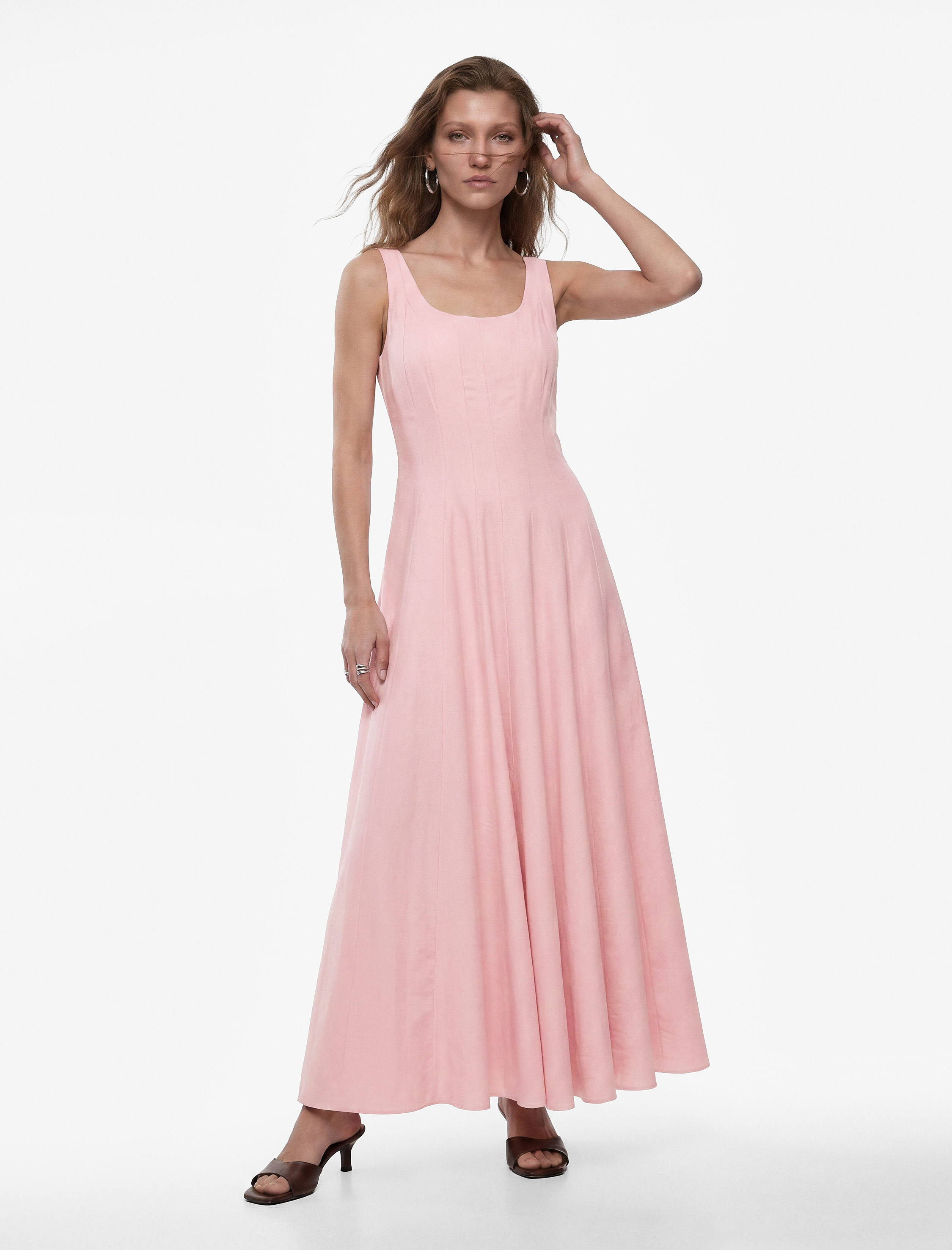   Modal Kumaş Kare Yaka Kolsuz Kalın Askılı Uzun Kloş Elbise