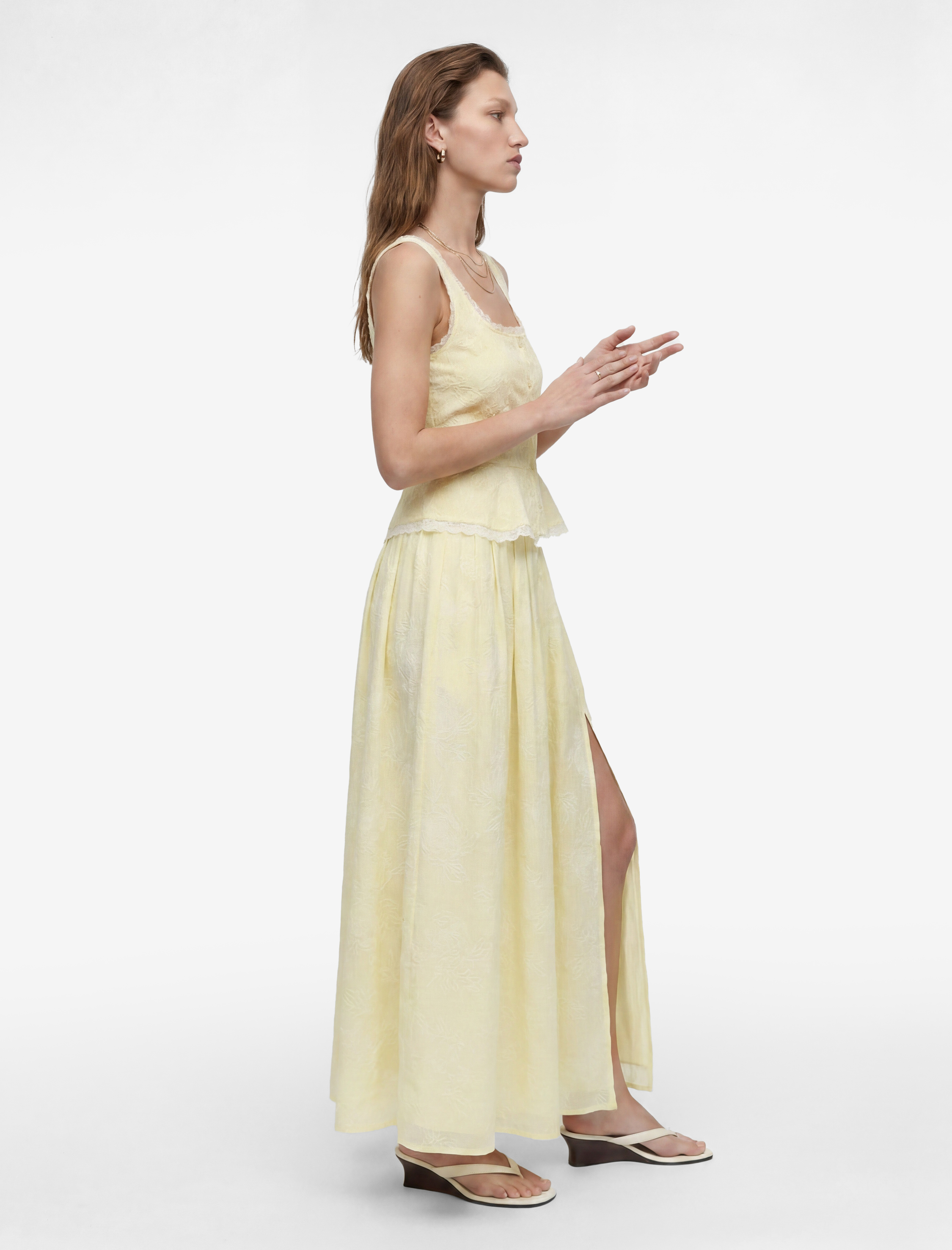   Pamuklu Cepli Pileli Floral Dokulu Çan Kesim Yırtmaçlı Midi Kloş Etek