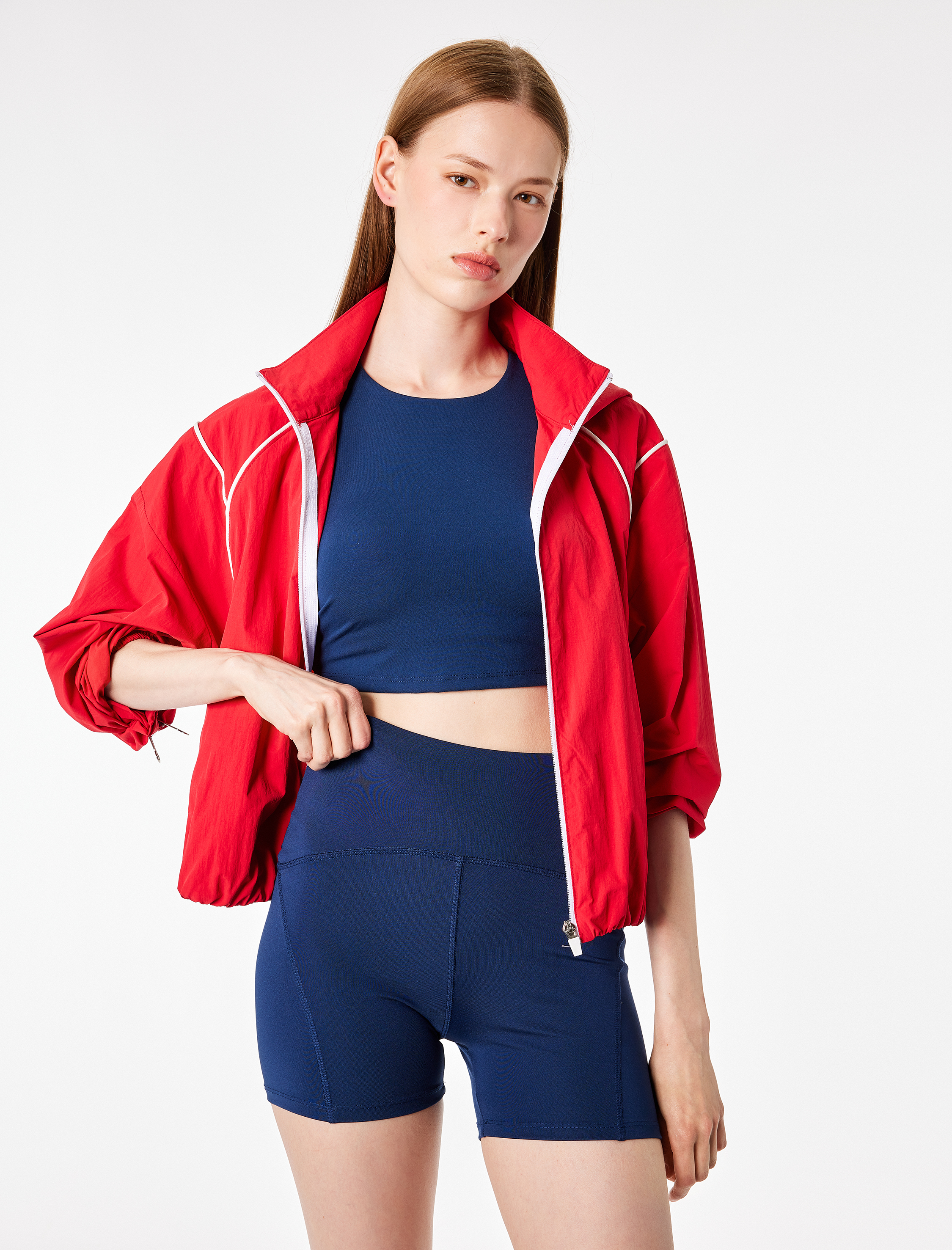   Biyeli Fermuarlı Kapüşonlu Uzun Kollu Crinkle Paraşüt Spor Ceket