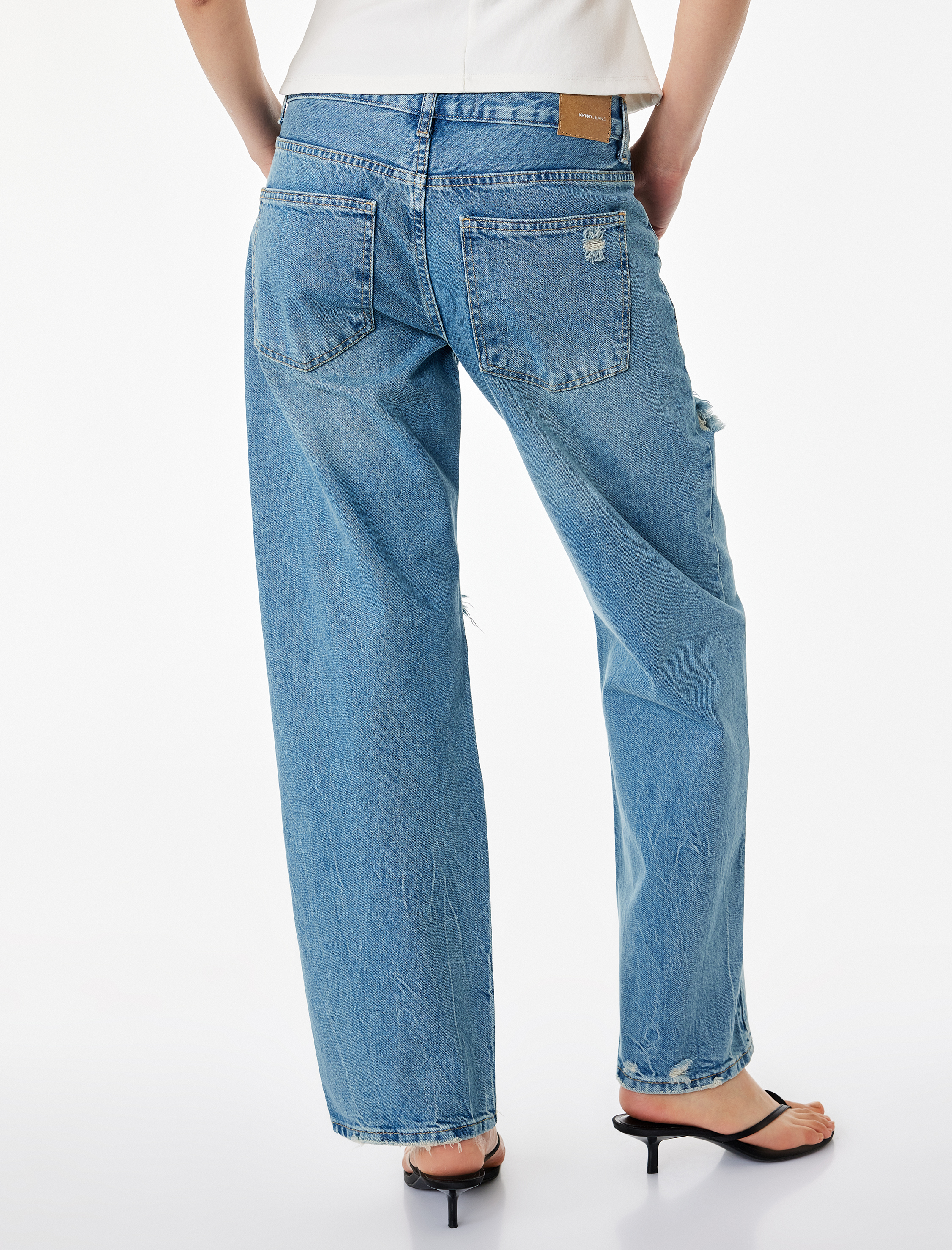   Pamuklu Yıpratma Detaylı Düşük Bel Düz Paça Jean Pantolon - Straight Jeans