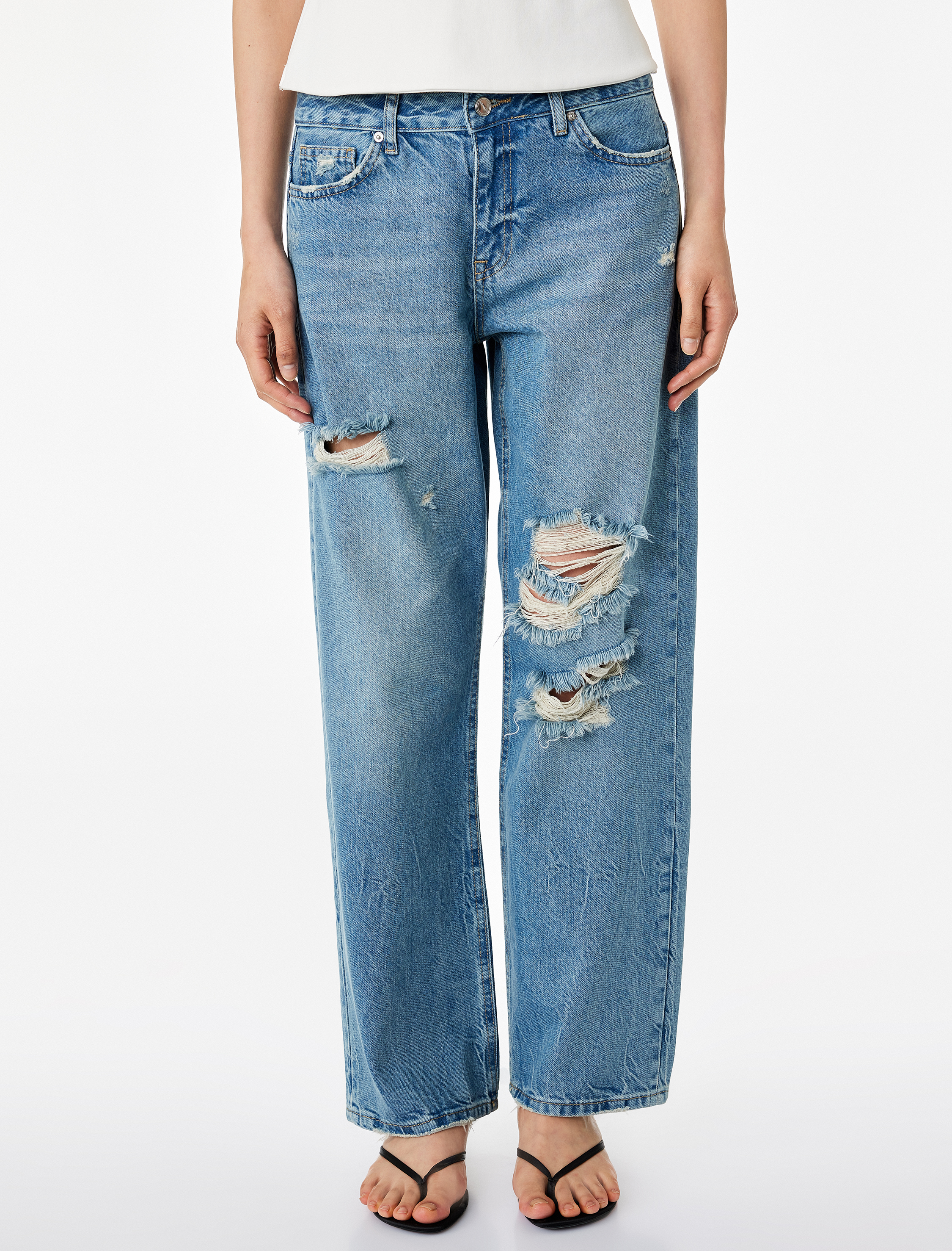   Pamuklu Yıpratma Detaylı Düşük Bel Düz Paça Jean Pantolon - Straight Jeans