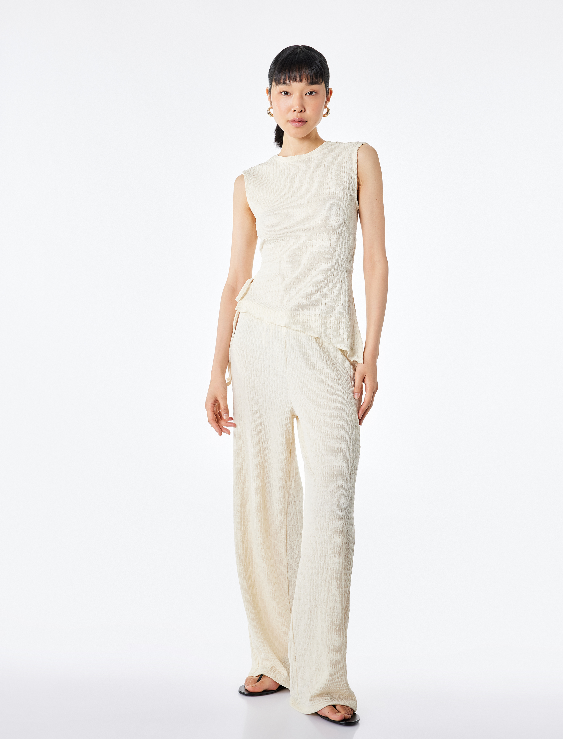   Bürümcük Kumaş Dokulu Beli Bağcıklı Düz Bol Paça Pantolon