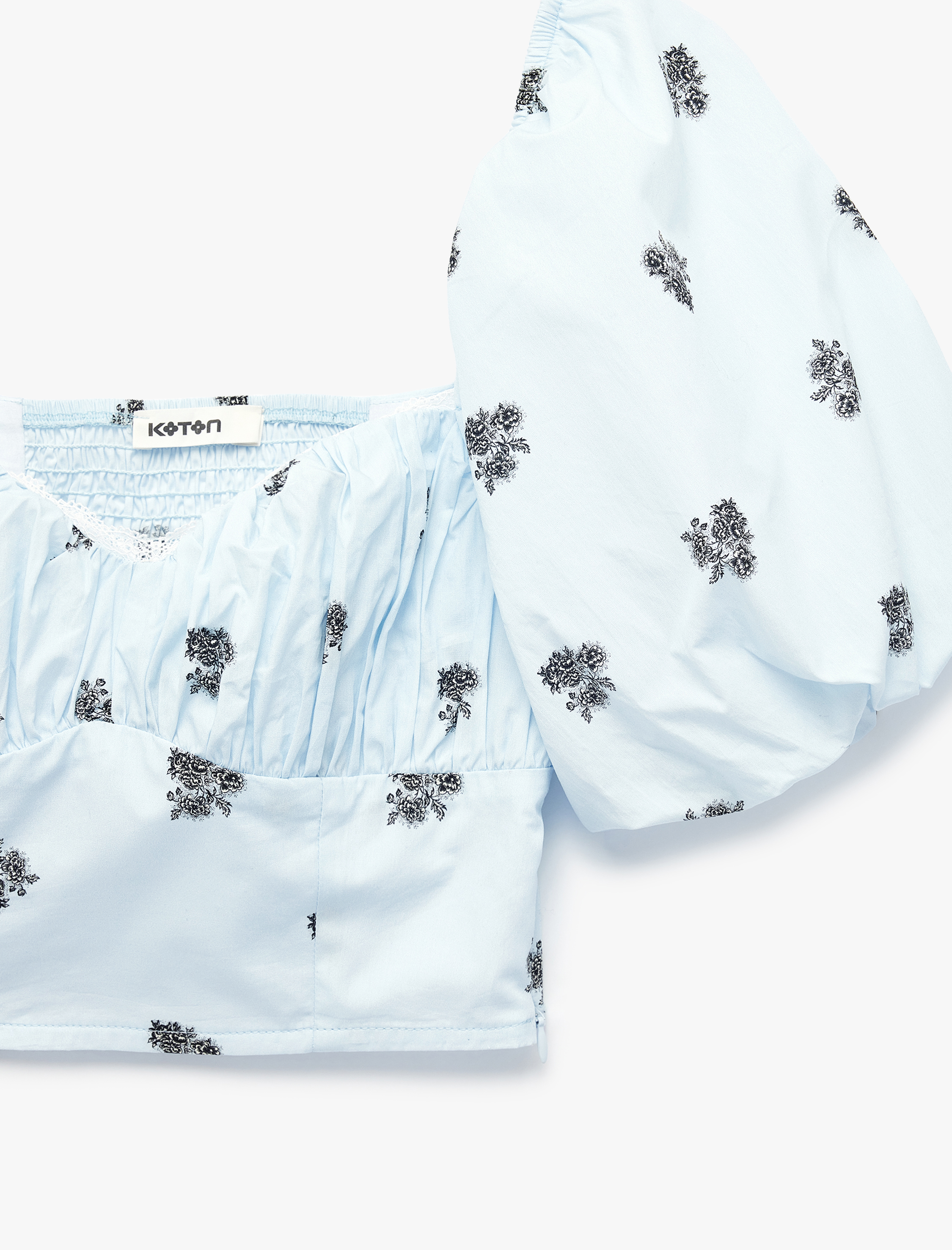   Slim Fit Kalp Yaka Gipeli Kısa Çiçekli Balon Kollu Crop Büstiyer