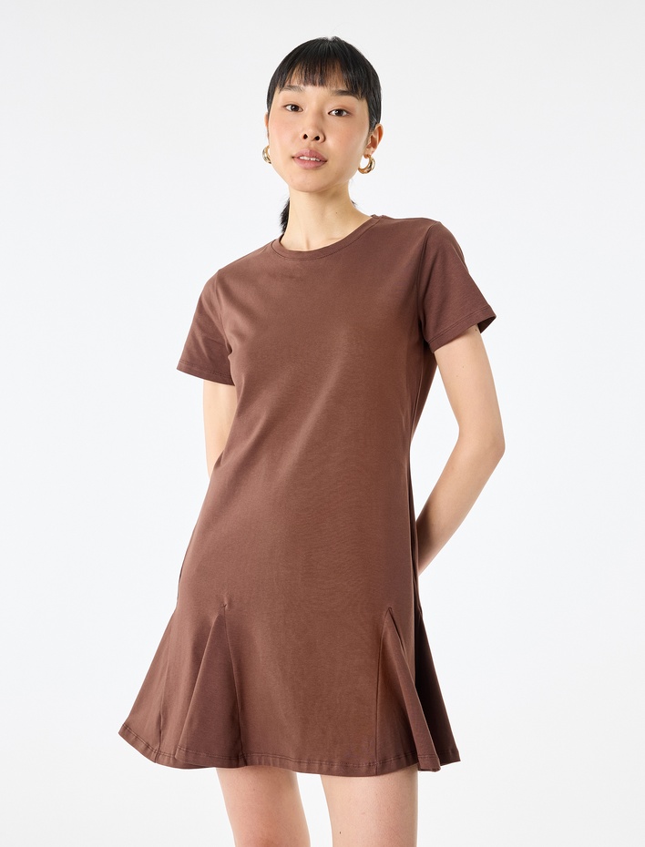  Pamuklu Slim Fit Bisiklet Yaka Kısa Kollu Volümlü Mini Tişört Elbise