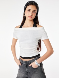 Slim Fit Kısa Kollu Dantel Detaylı Atletli İkili Kayık Yaka Tişört