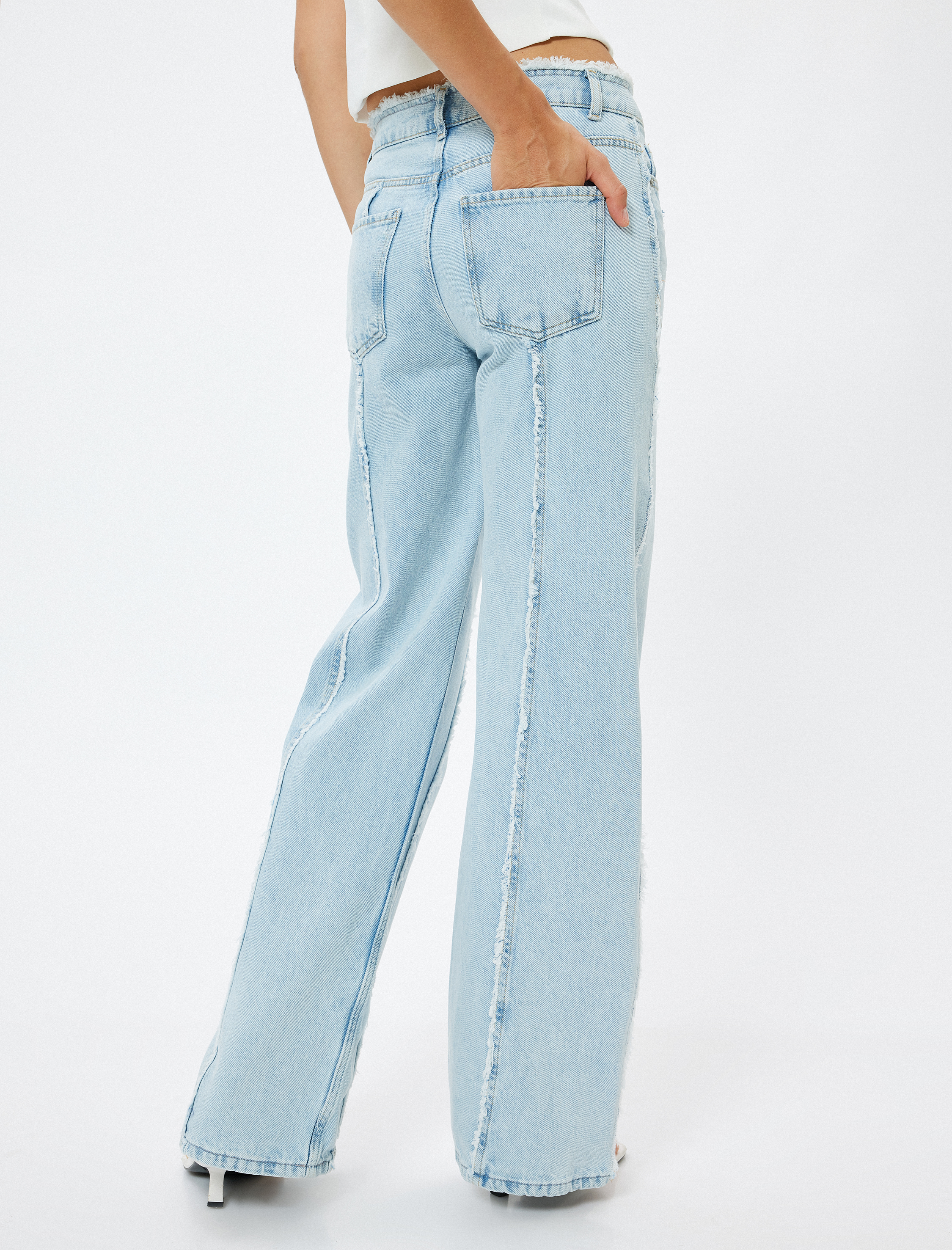   Püsküllü Geniş Paça Kot Pantolon Cepli Asimetrik Dikiş Detaylı - Bianca Wide Leg Jeans
