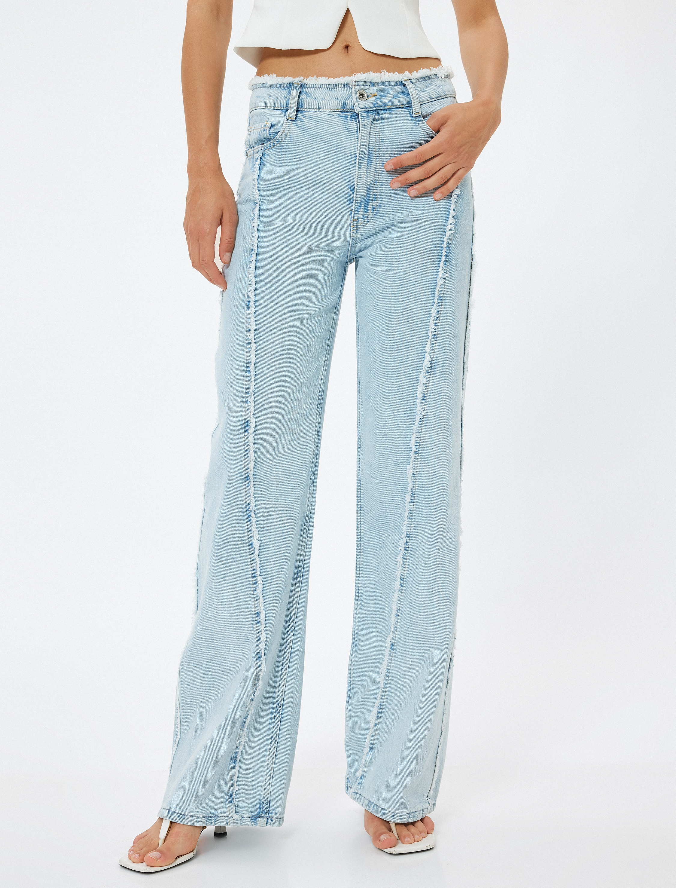   Püsküllü Geniş Paça Kot Pantolon Cepli Asimetrik Dikiş Detaylı - Bianca Wide Leg Jeans