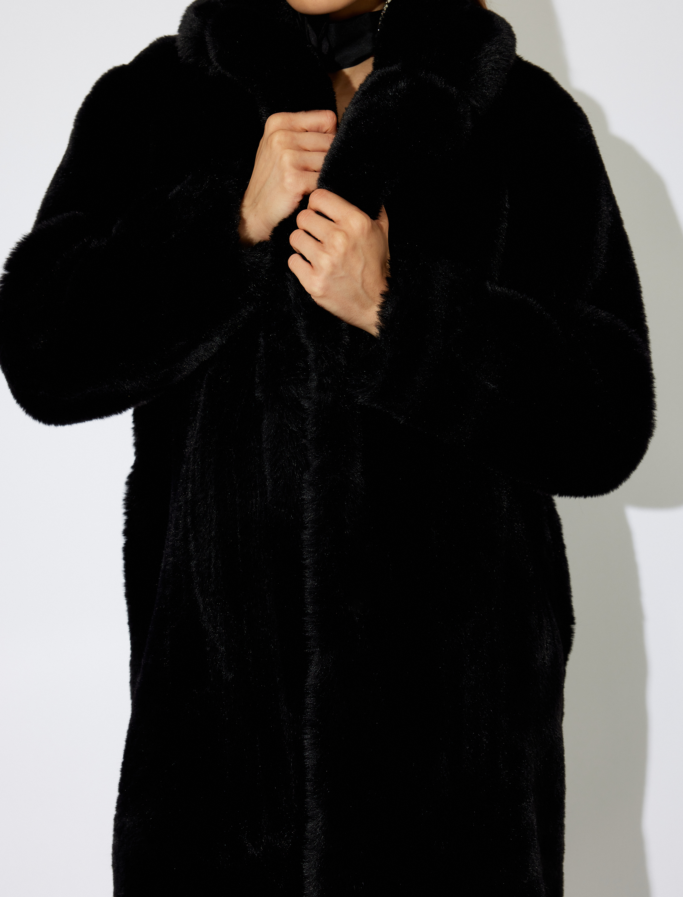   Uzun Suni Kürk Peluş Oversize Kaban Uzun Kollu Cepli Astarlı