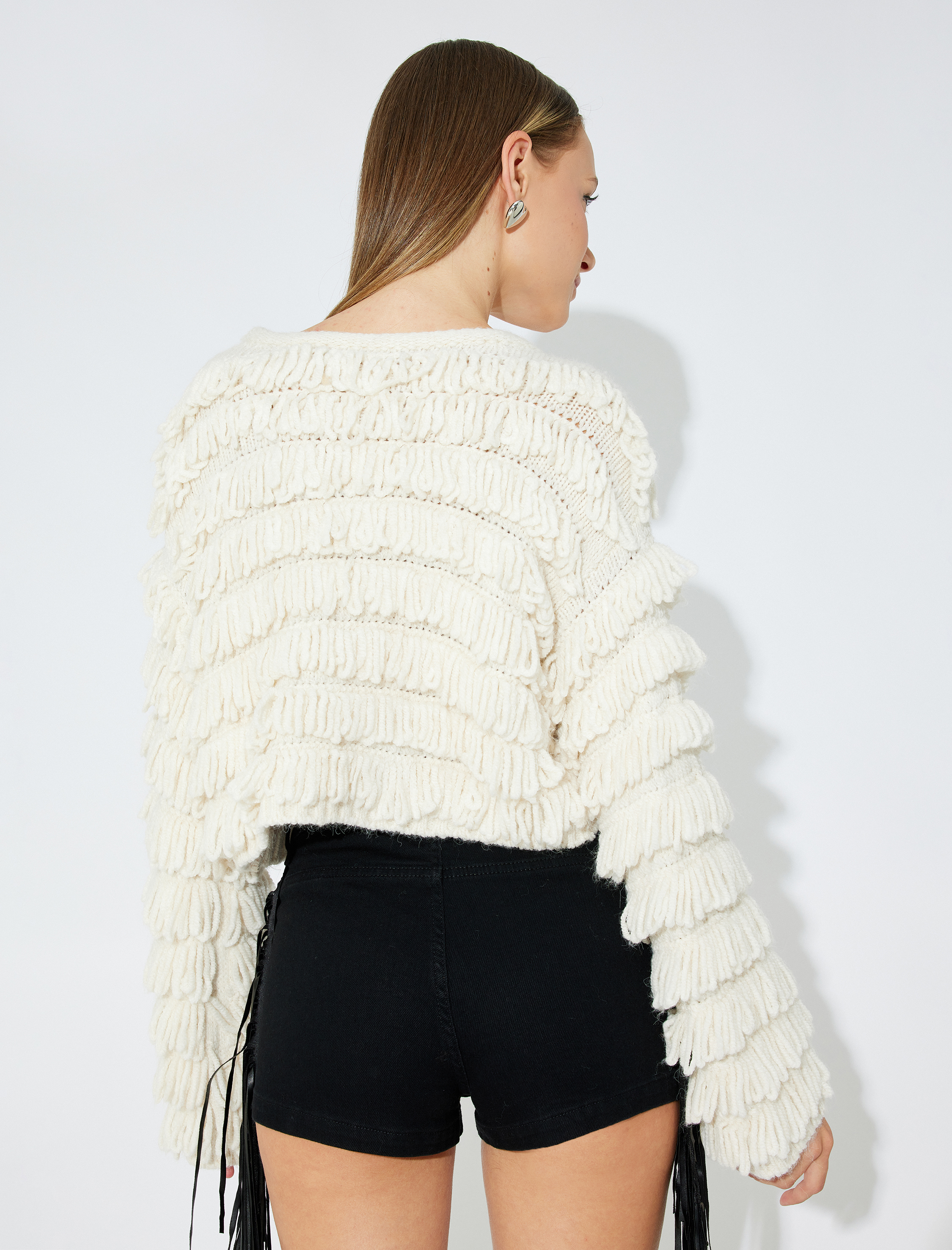   Püsküllü Peluş Kazak Oversize Crop Uzun Kollu Yuvarlak Yaka