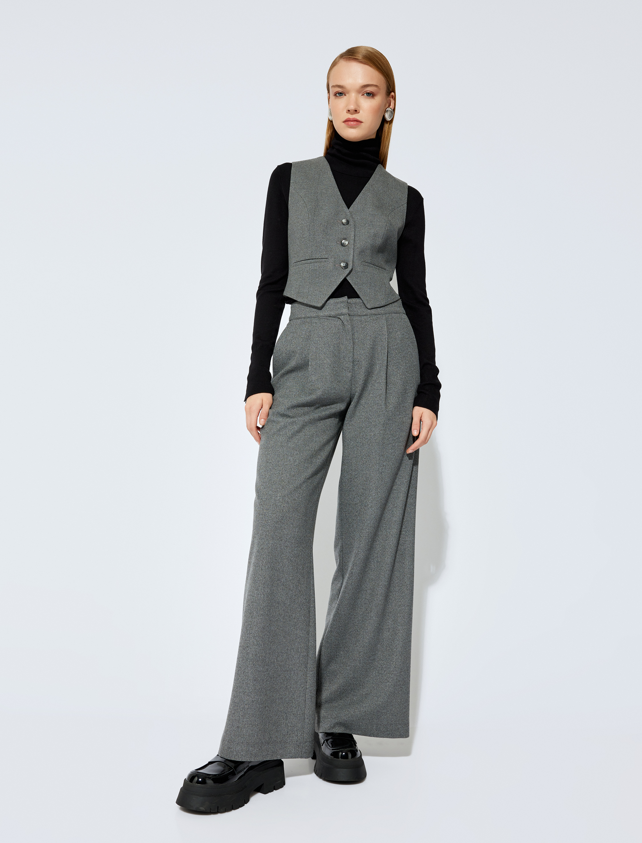   Koton X Selected by Şahika Ercümen - Düğmeli V Yaka Kruvaze Blazer Yelek