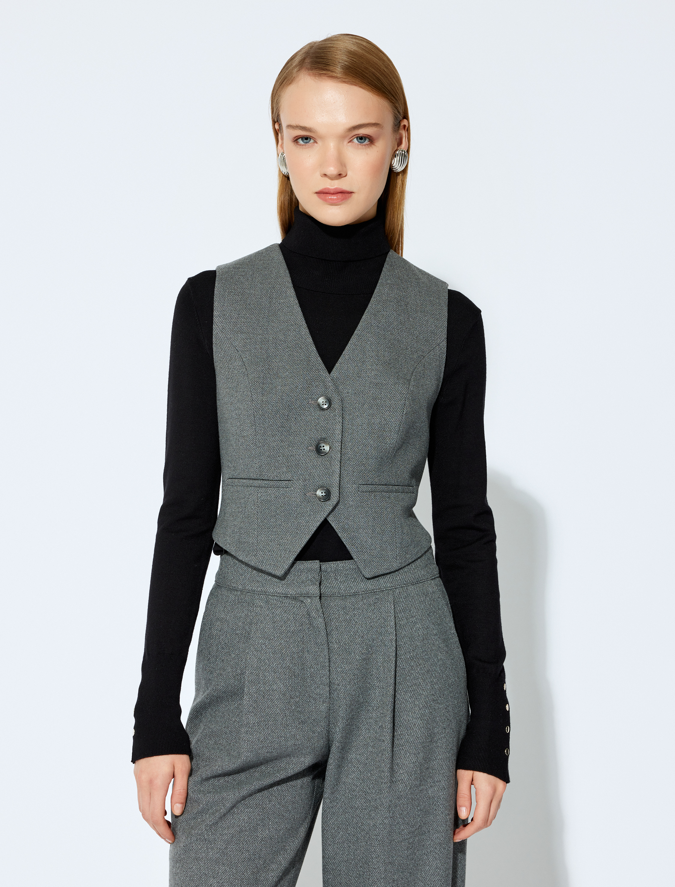   Koton X Selected by Şahika Ercümen - Düğmeli V Yaka Kruvaze Blazer Yelek
