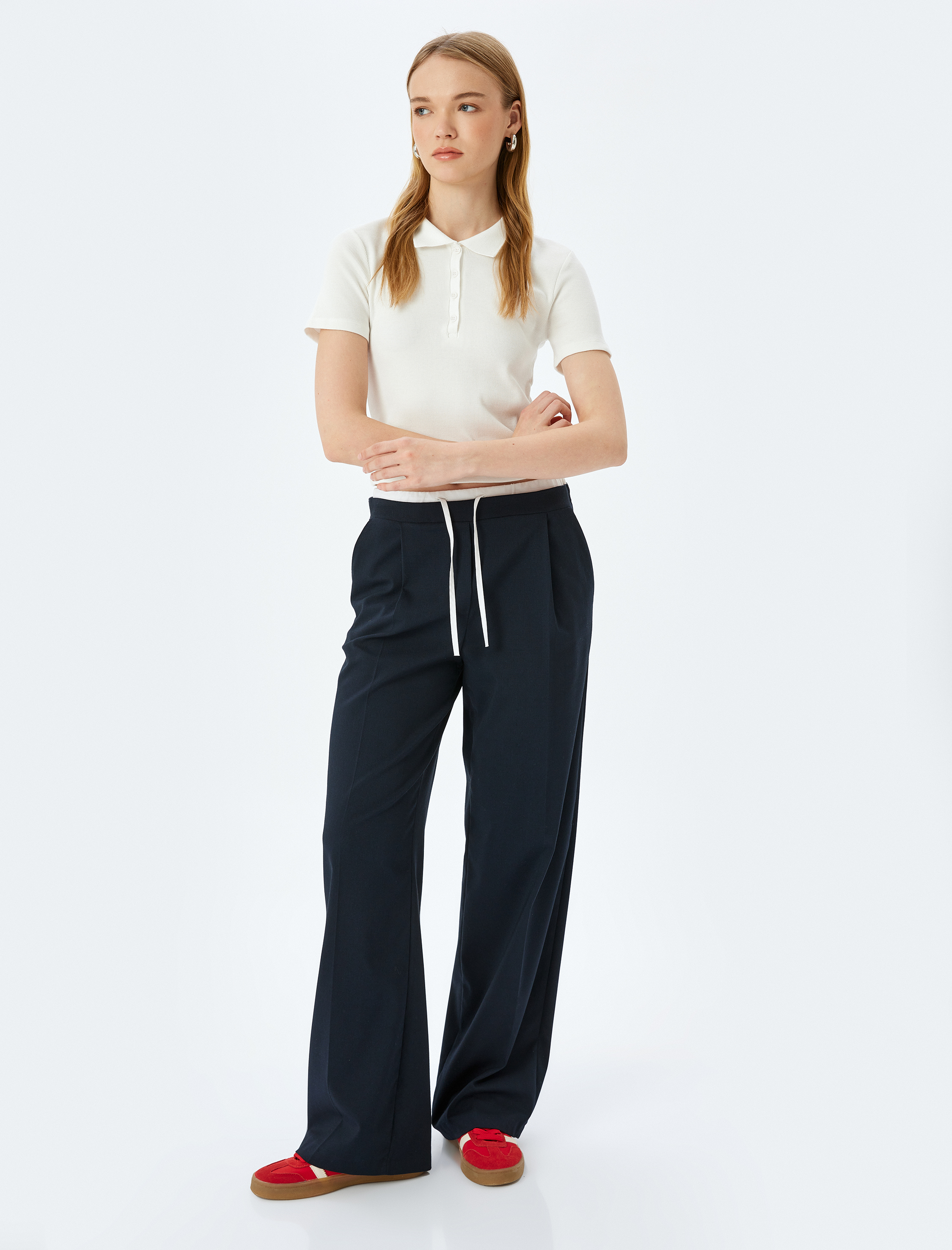   Polo Yaka Düğmeli Kısa Kollu Slim Fit Fitilli Tişört
