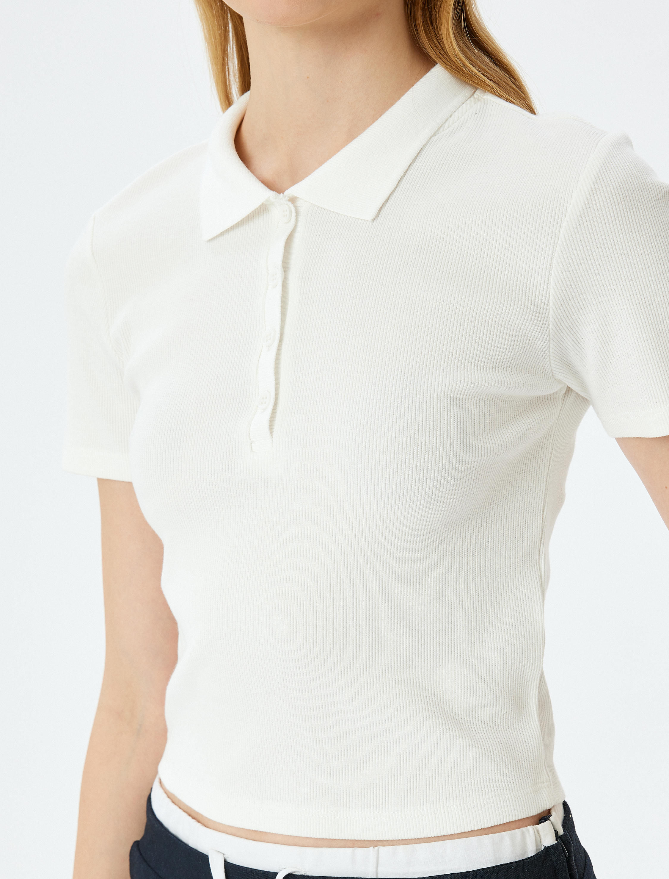   Polo Yaka Düğmeli Kısa Kollu Slim Fit Fitilli Tişört