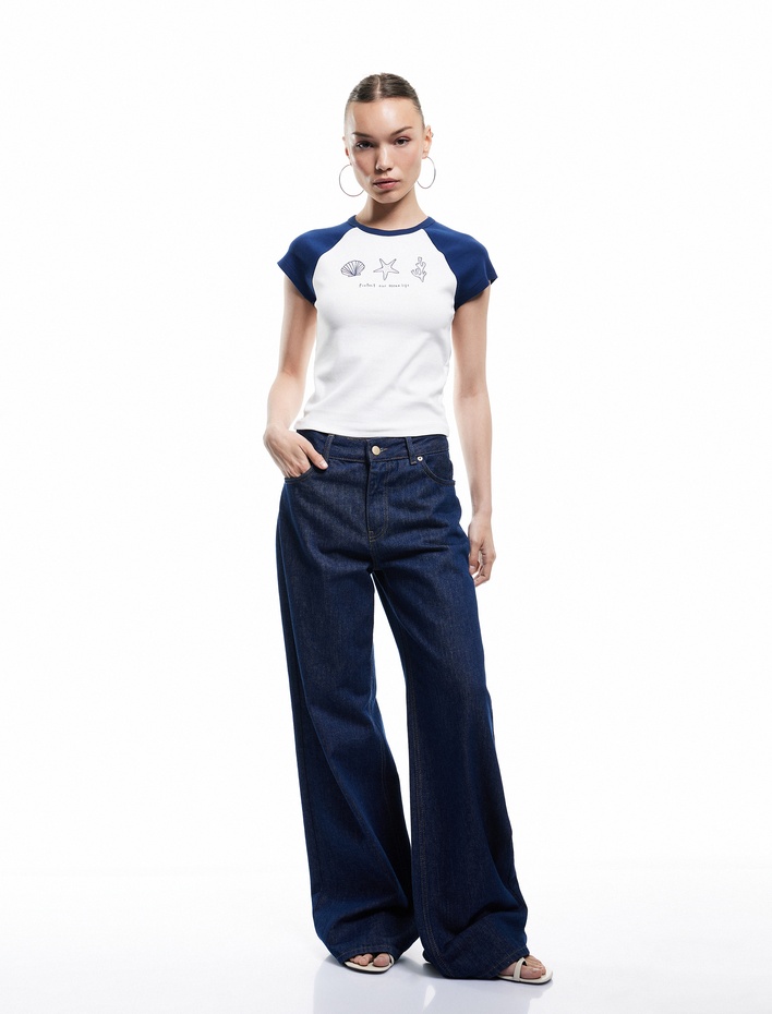  Baskılı Renk Bloklu Slim Fit Kısa Kollu Tişört
