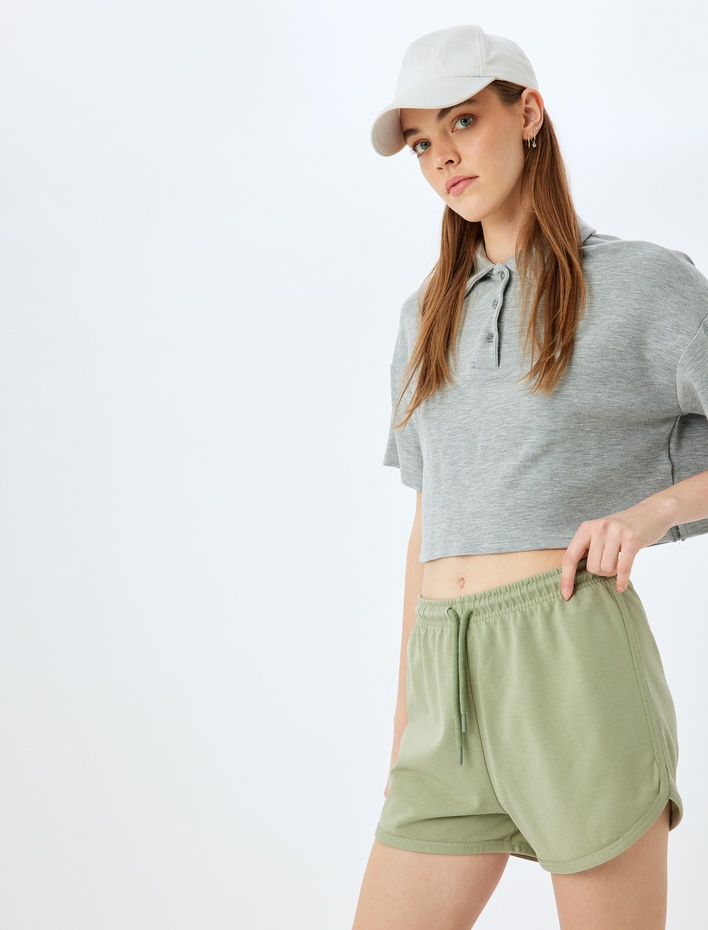  Beli Bağcıklı Oversize Mini Şort