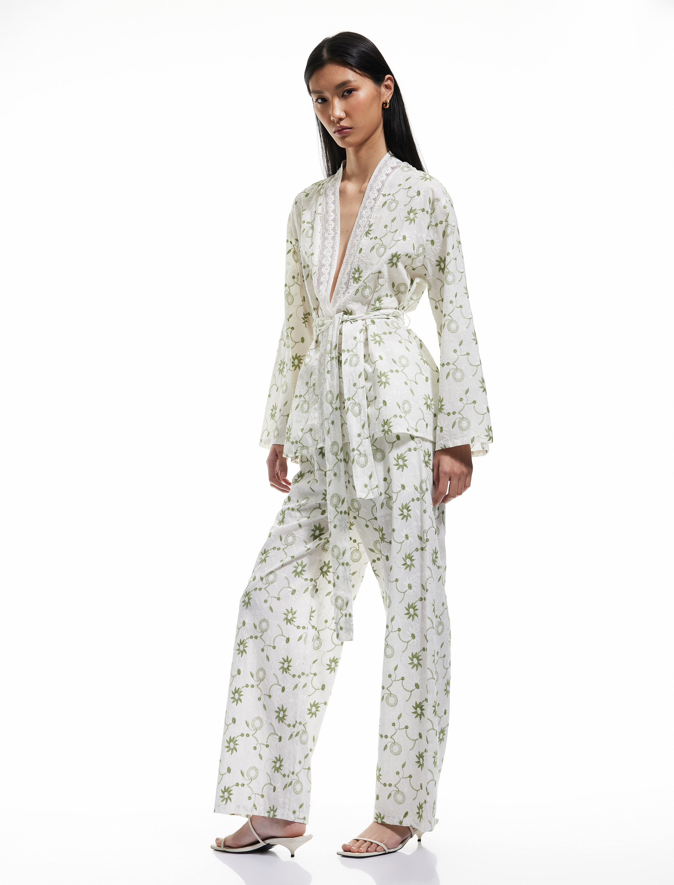   Pamuklu Floral İşlemeli Fisto Kruvaze Oversize Kimono Ceket