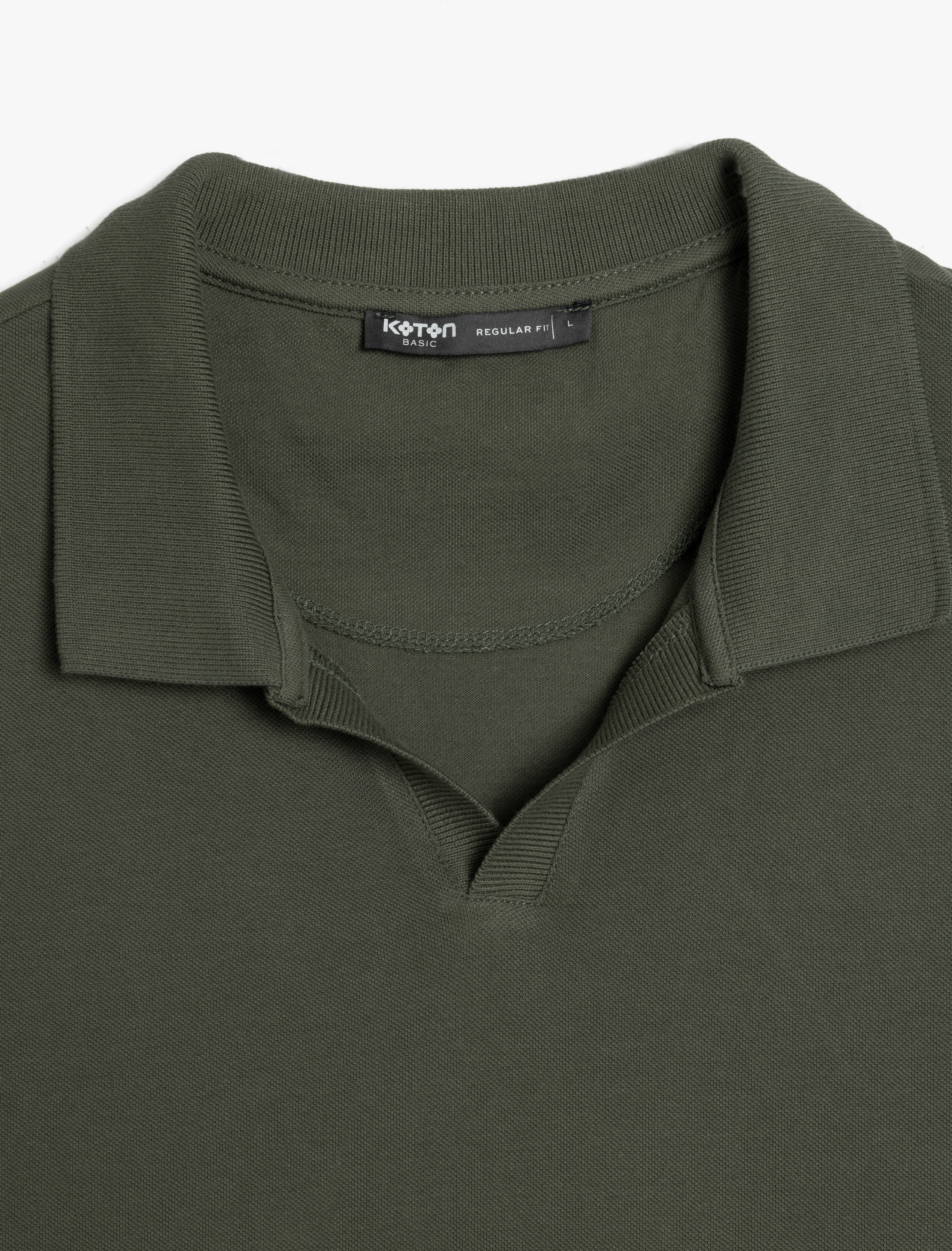   Pamuklu Pike Kumaş Kısa Kollu Regular Fit V Yaka Polo Tişört