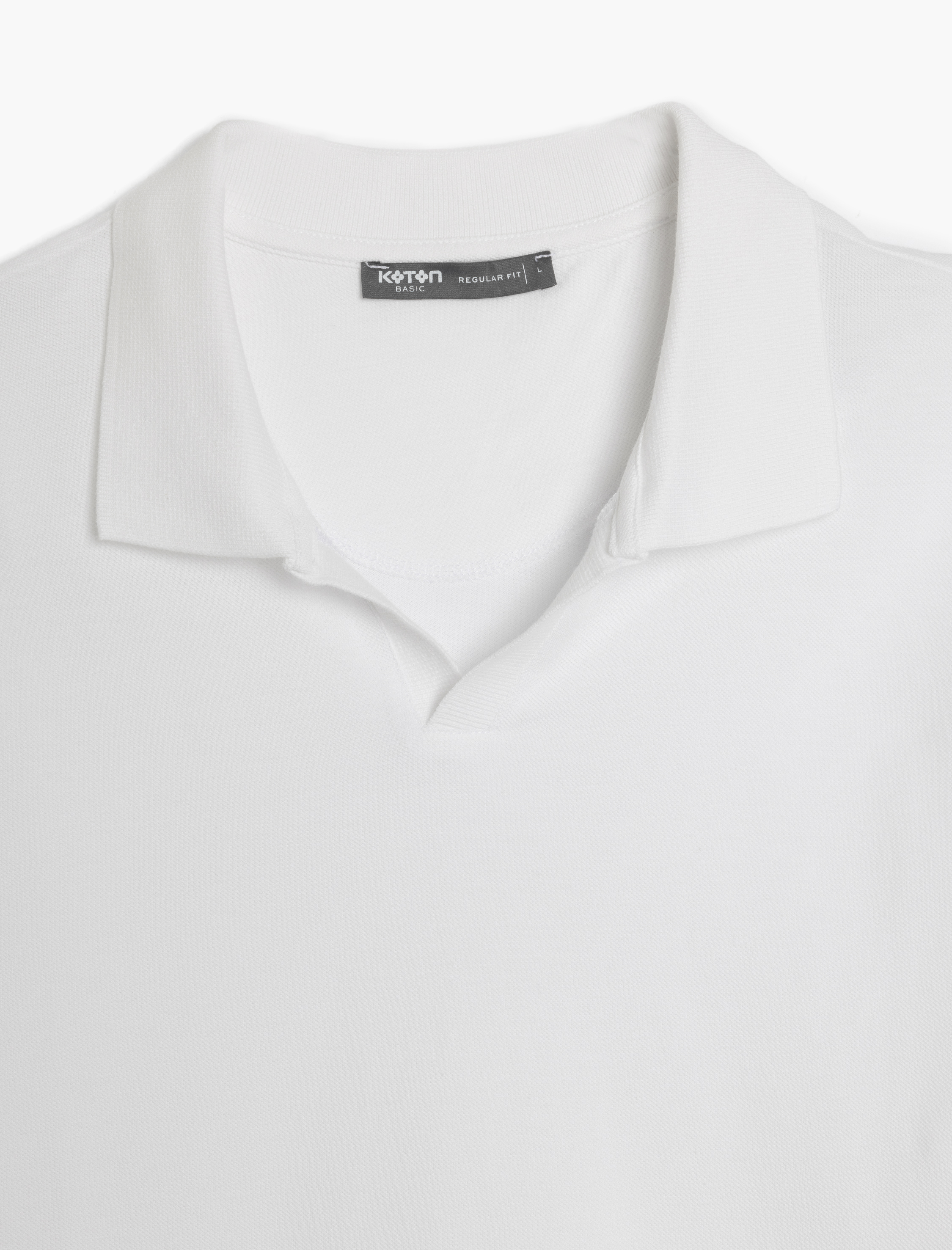   Pamuklu Pike Kumaş Kısa Kollu Regular Fit V Yaka Polo Tişört