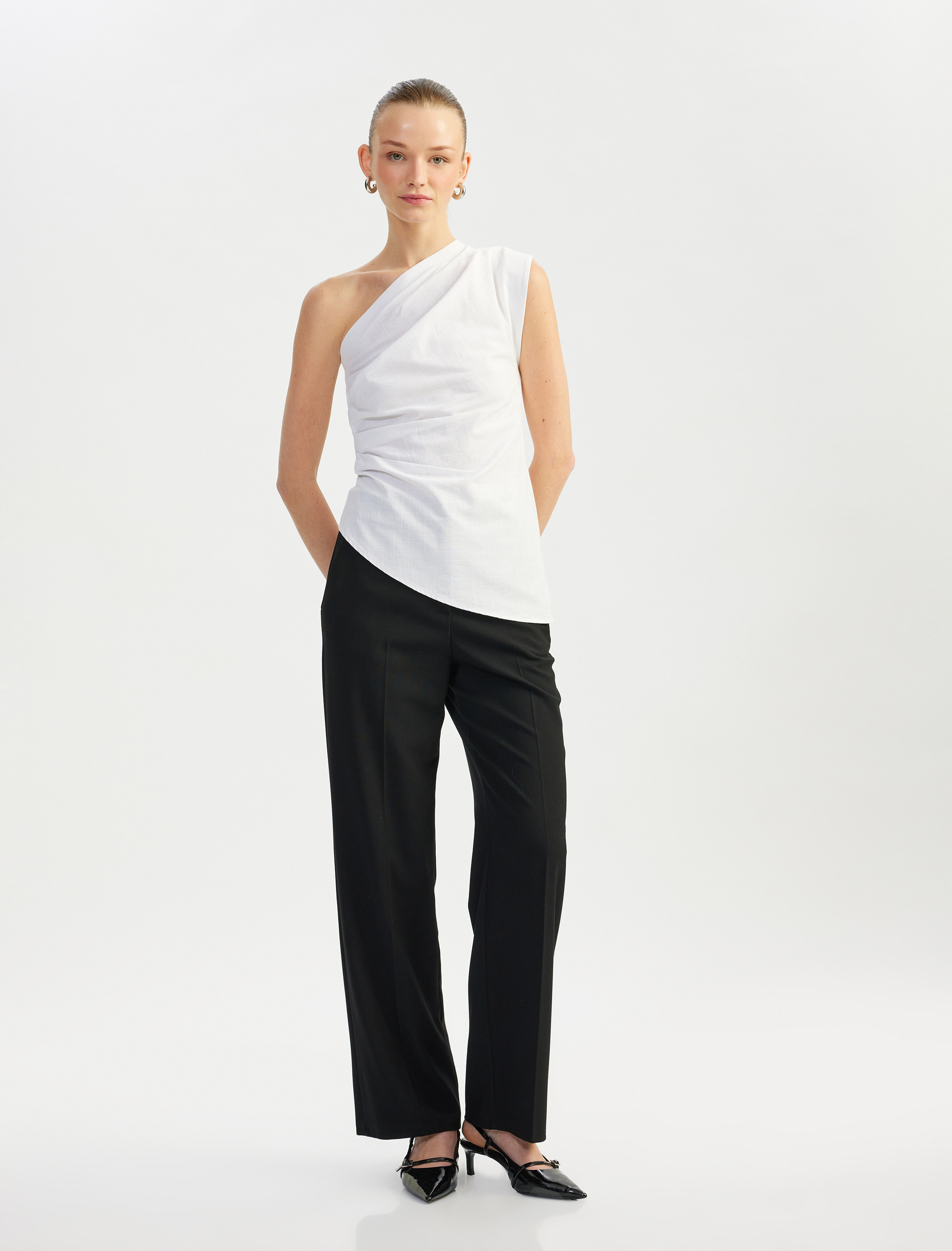   Pamuklu Drape Detaylı Asimetrik Tek Omuz Bluz