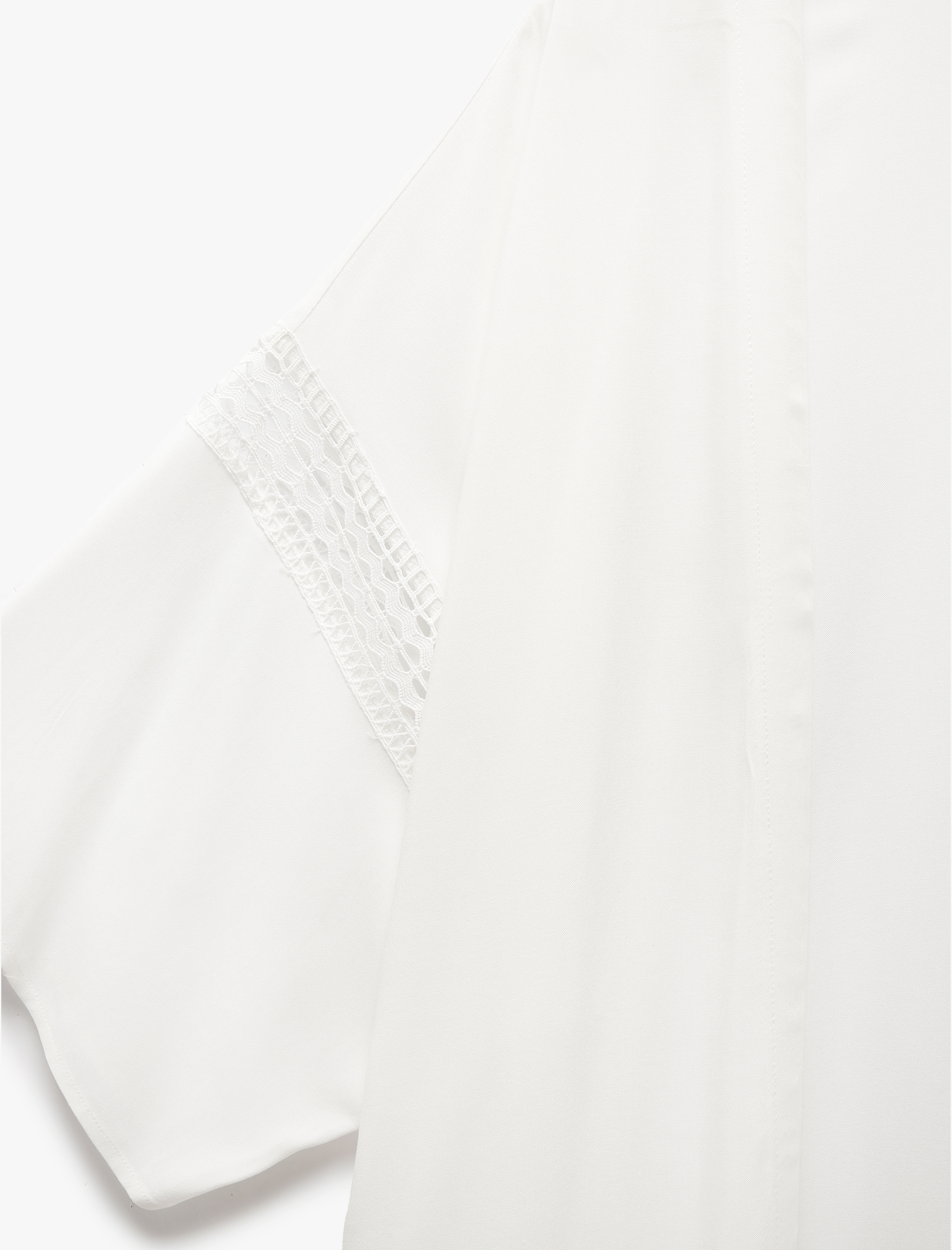   Viskon Kumaş Fisto Detaylı 3/4 Kol Oversize Kimono