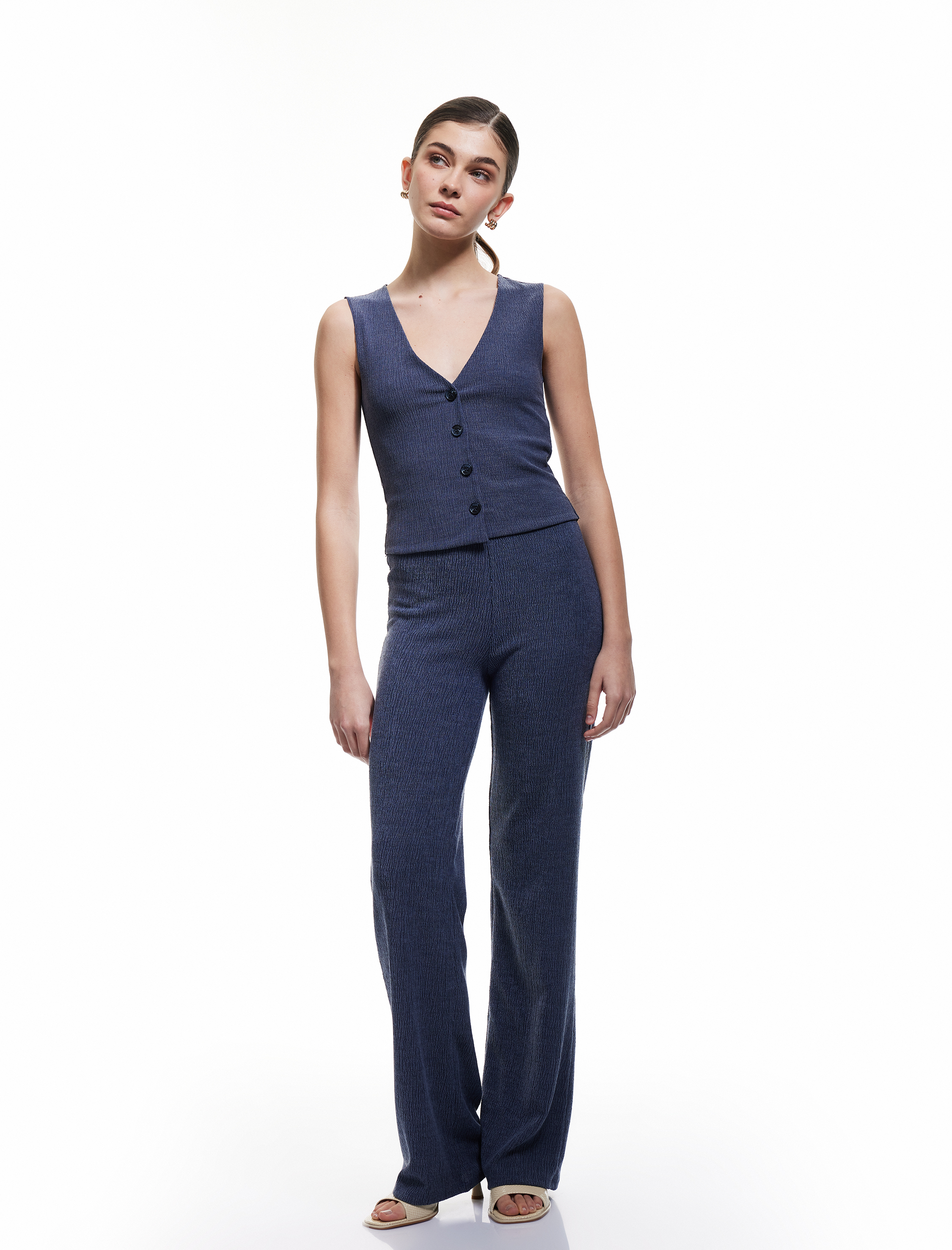   Slim Fit Kolsuz Düğmeli V Yaka Yelek