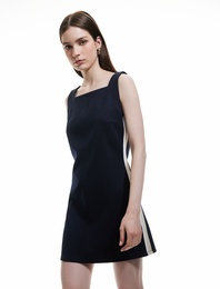 Viskon Slim Fit Kolsuz Kare Yaka Mini Elbise