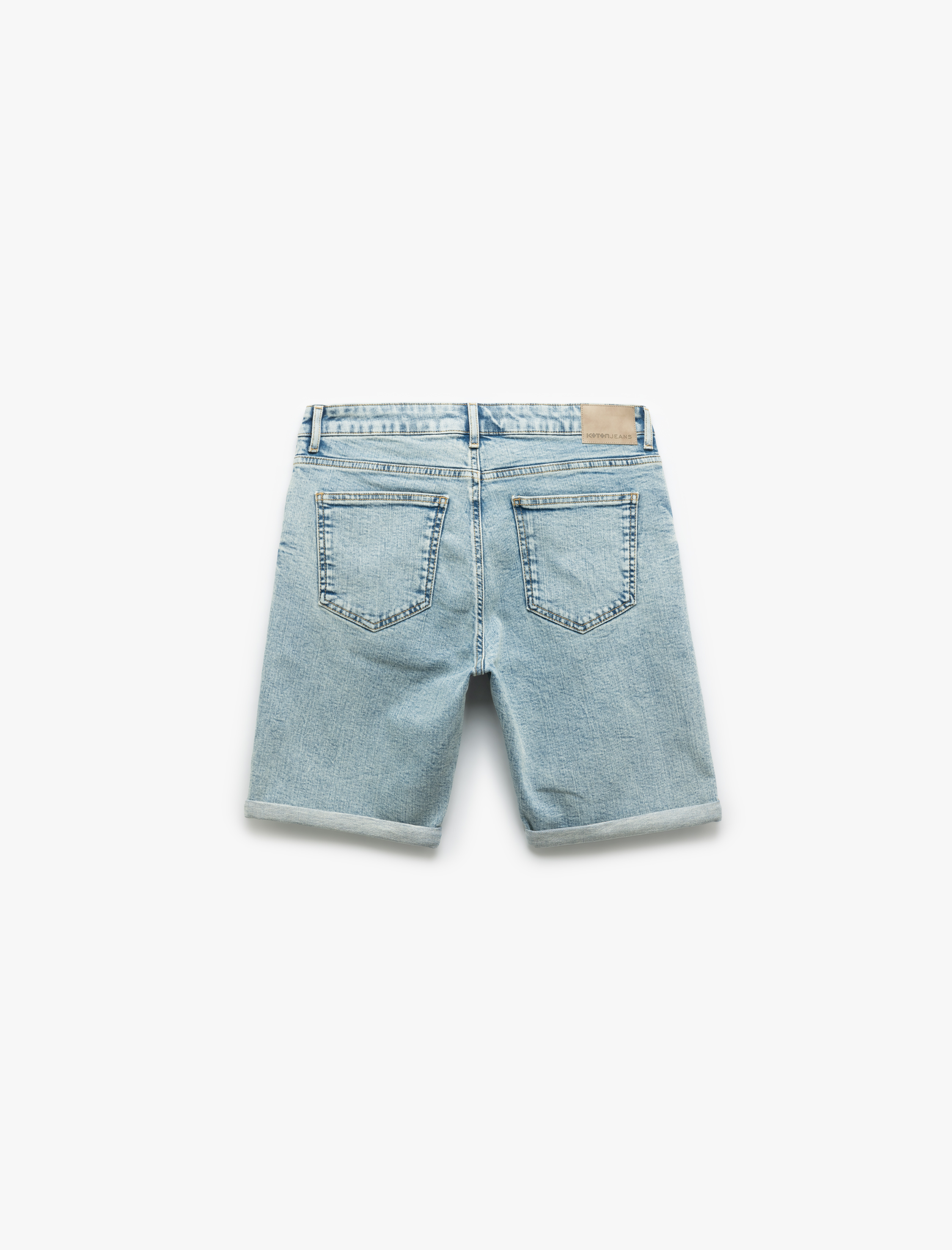  Pamuklu Slim Fit Katlamalı Paça Bermuda Jean Şort