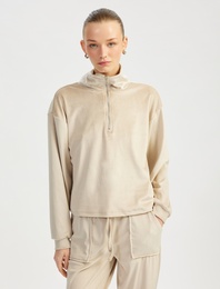 Yarım Fermuar Detaylı Dik Yaka Uzun Kollu Kadife Pijama Üstü