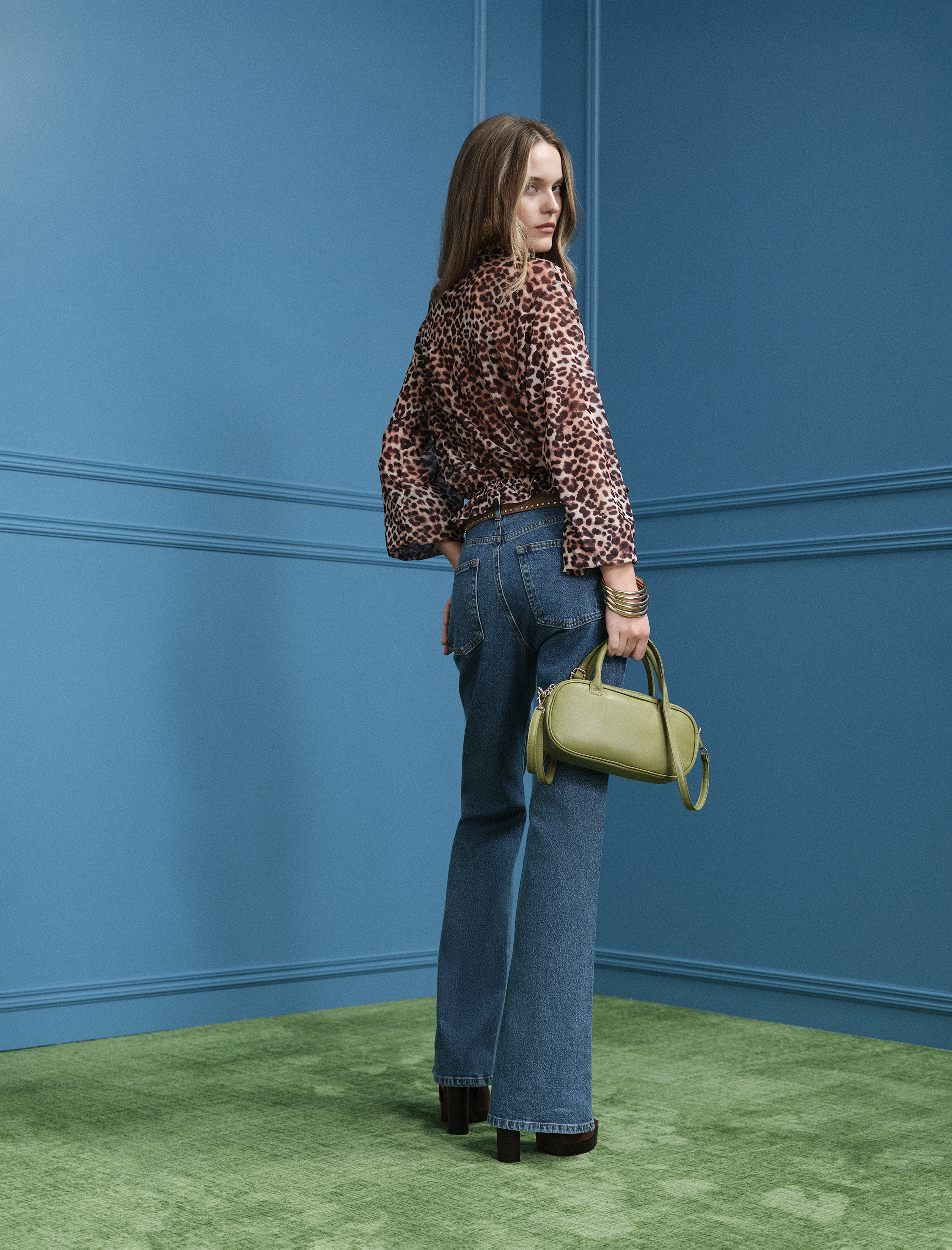   Yüksek Bel Düğmeli Cepli Dar Kalıp İspanyol Paça Jean Pantolon - Flare Jeans