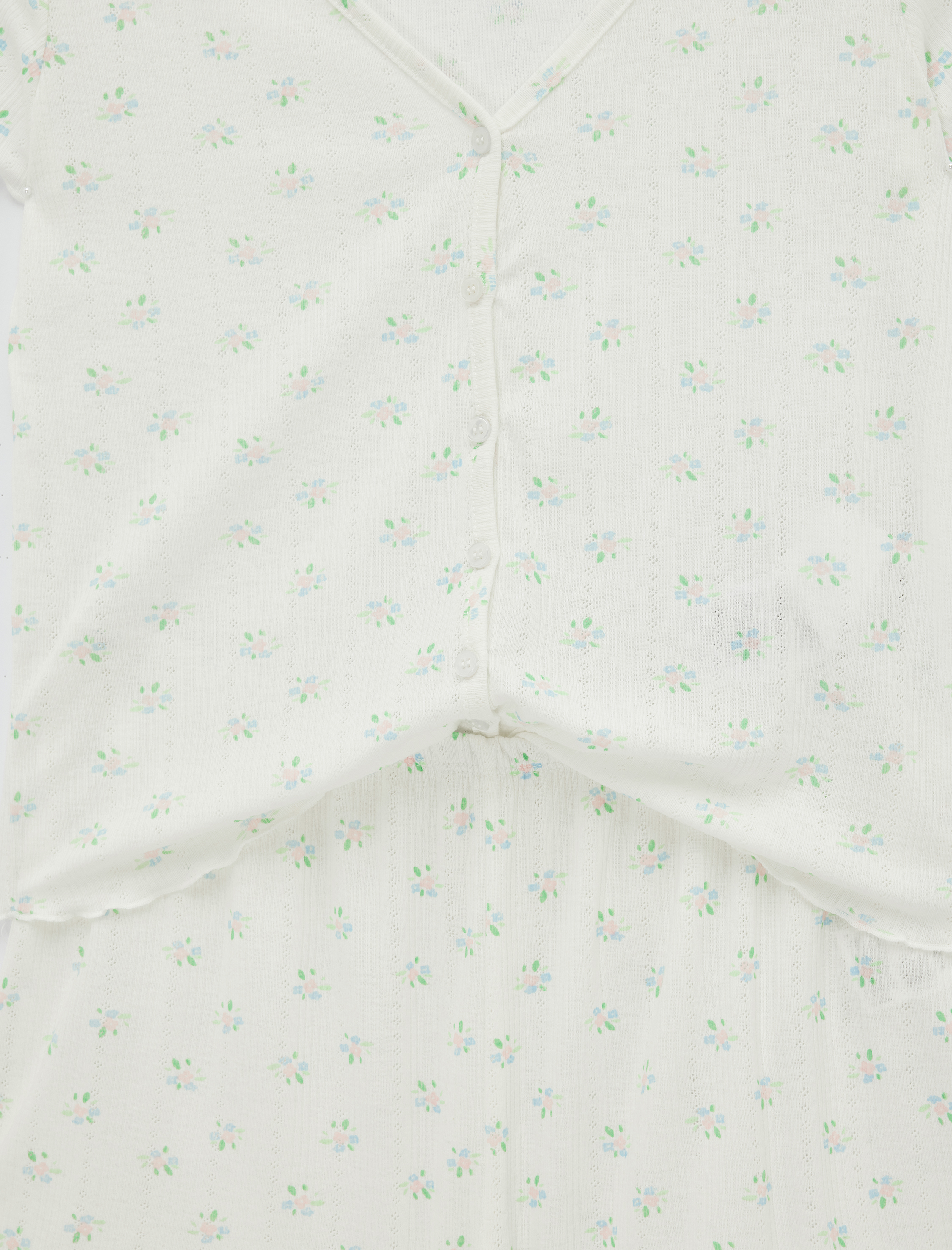   Düğmeli V Yaka Kısa Kollu Desenli Şortlu Pijama Takımı
