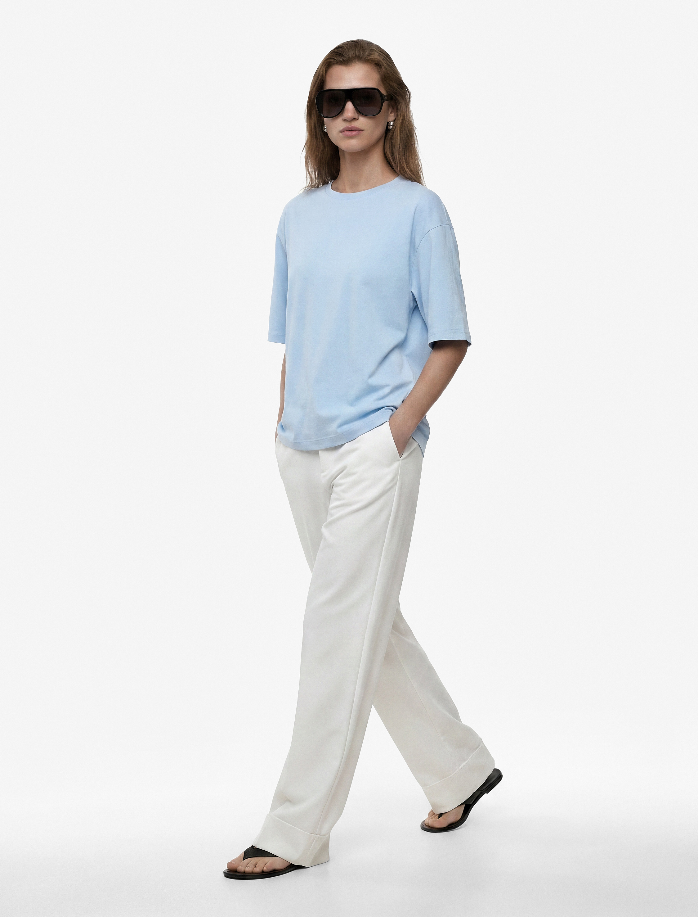   Pamuklu Kısa Kollu Bisiklet Yaka Oversize Basic Tişört