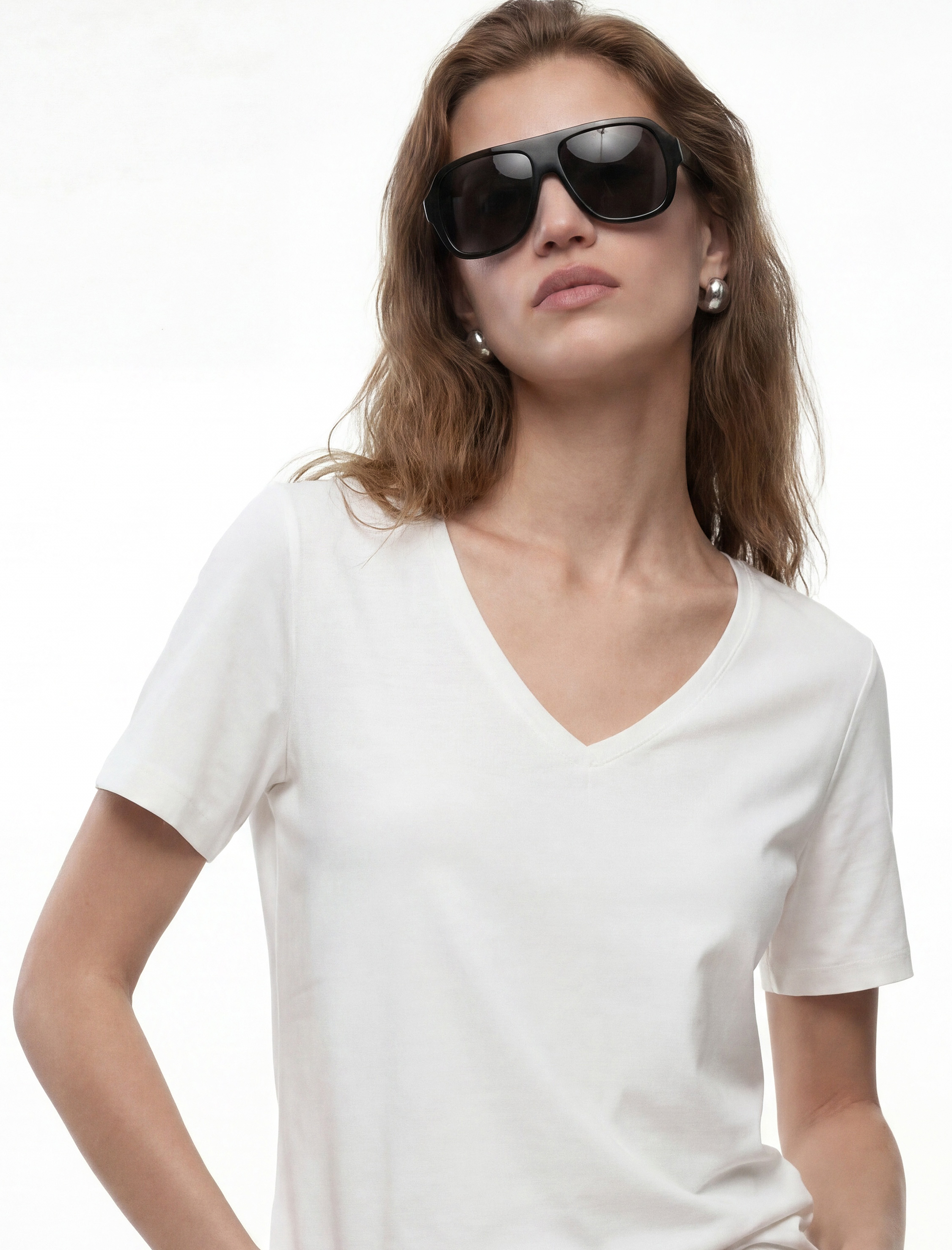   Pamuklu Slim Fit Kısa Kollu V Yaka Tişört