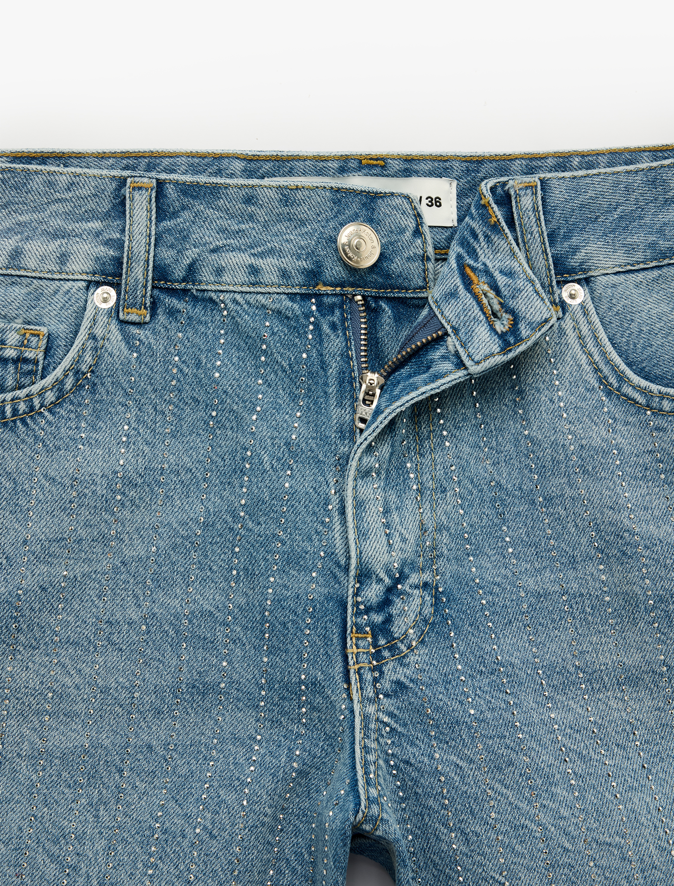   Pamuklu Yüksek Bel Taş Detaylı Mini Denim Şort