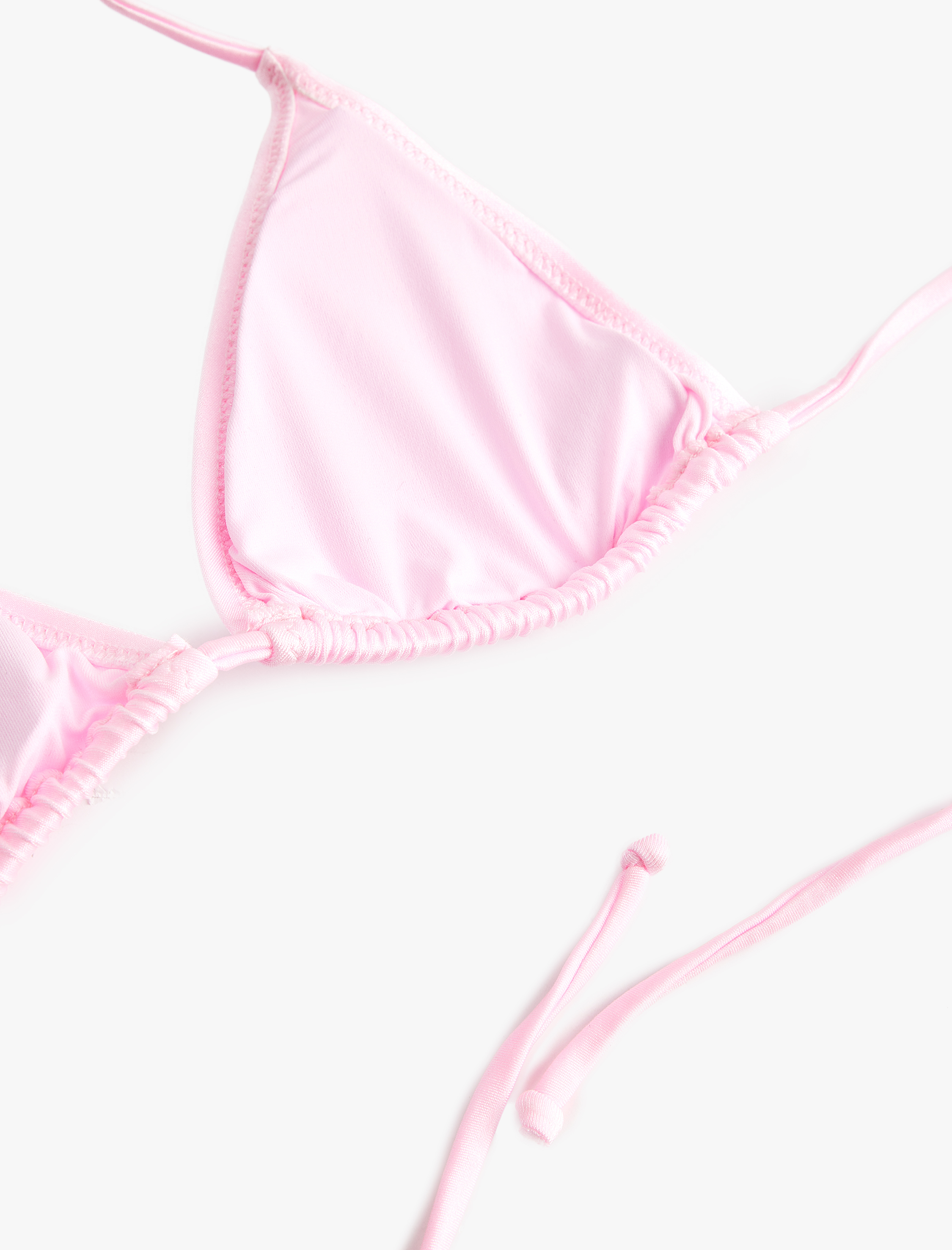   Boyundan Bağlamalı Üçgen Bikini Üstü