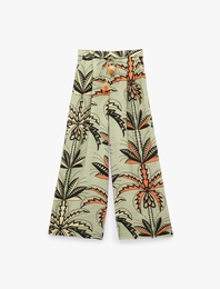 Viskon Kumaş Pile Detaylı Cepli Kemerli Floral Desenli Geniş Paça Pantolon