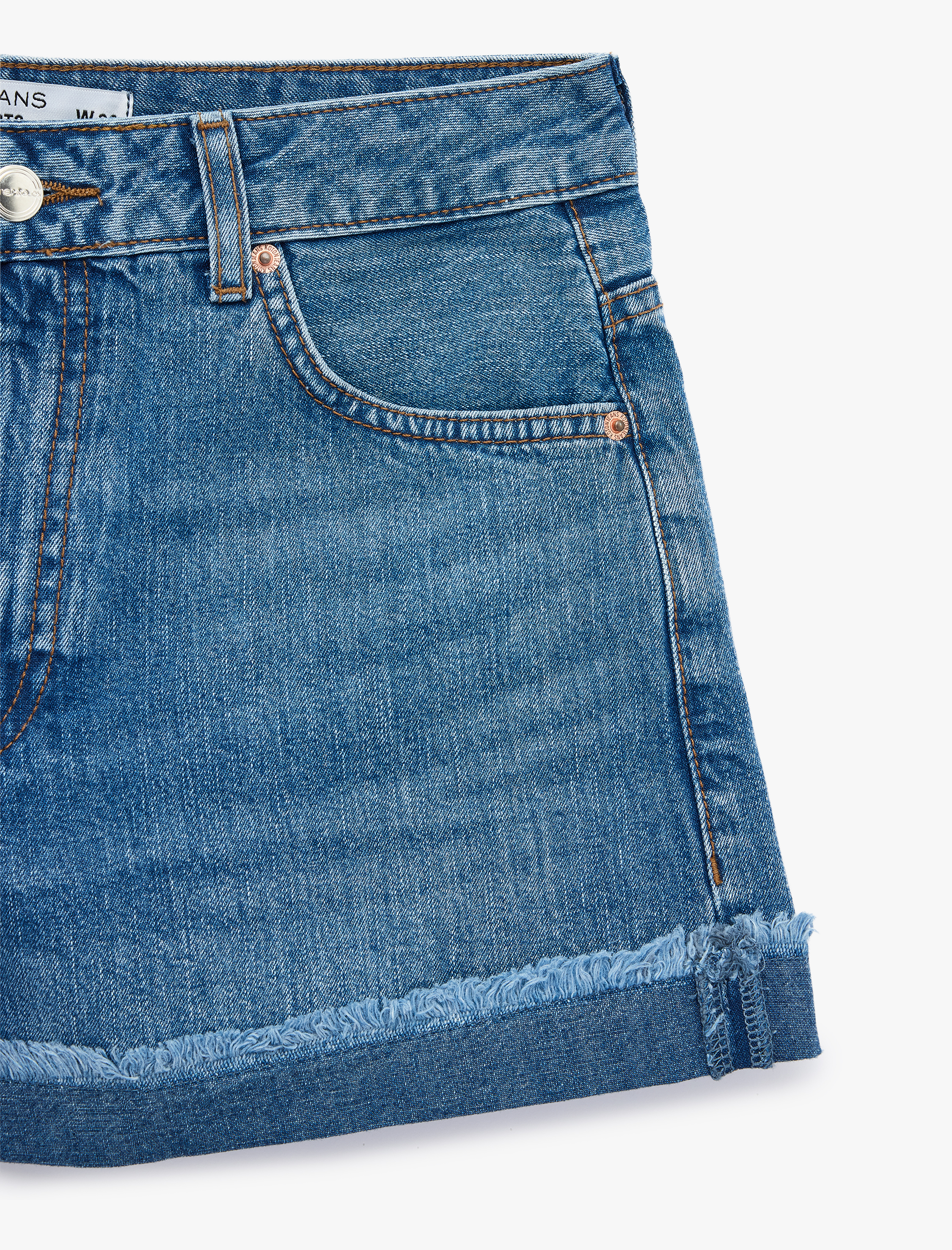   Pamuklu Düğmeli Normal Bel Katlı Paça Mini Denim Şort