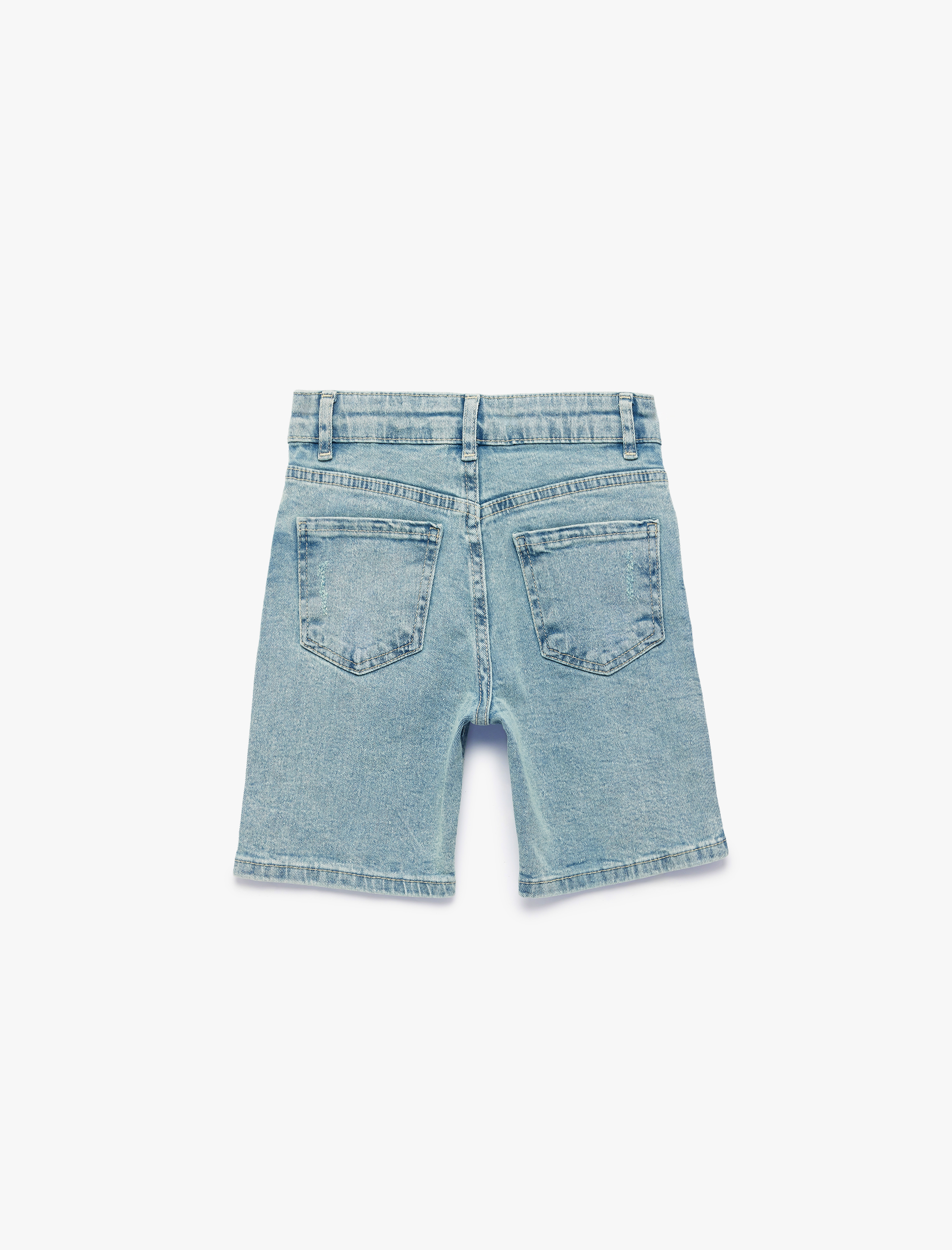  Erkek Çocuk Pamuklu Yıpratılmış Detaylı Düğmeli Cepli Bermuda Denim Şort
