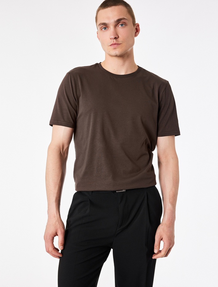  Pamuklu Regular Fit Bisiklet Yaka Kısa Kollu Basic Tişört