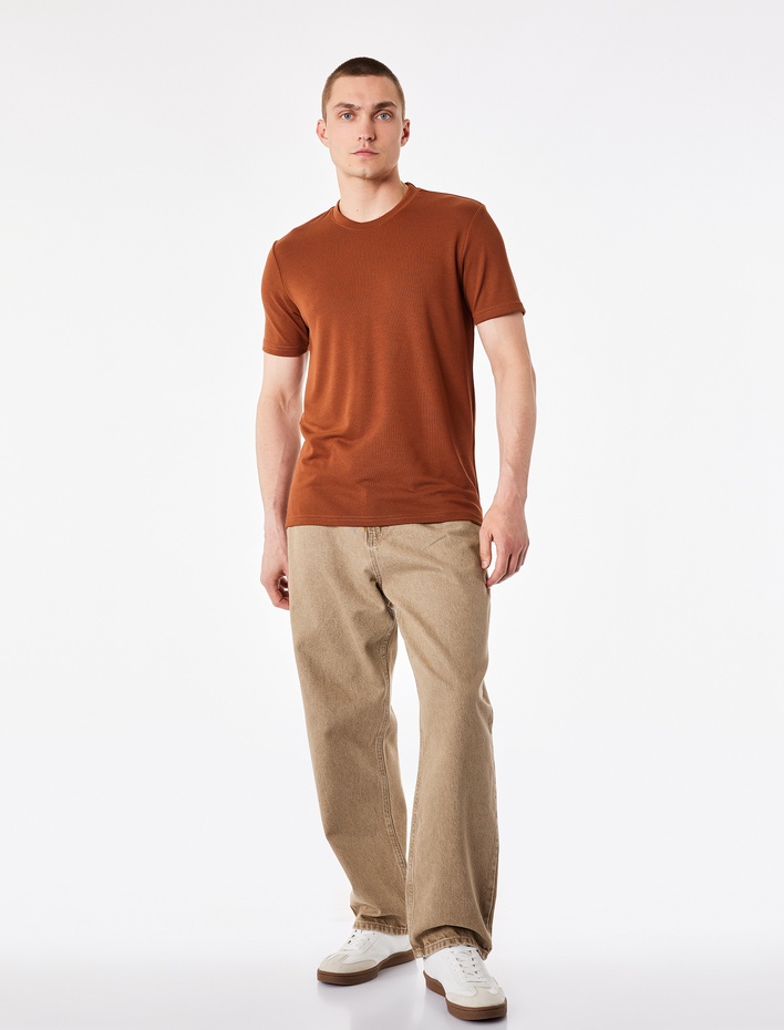  Bisiklet Yaka Viskon Karışımlı Kısa Kollu Basic Slim Fit Tişört
