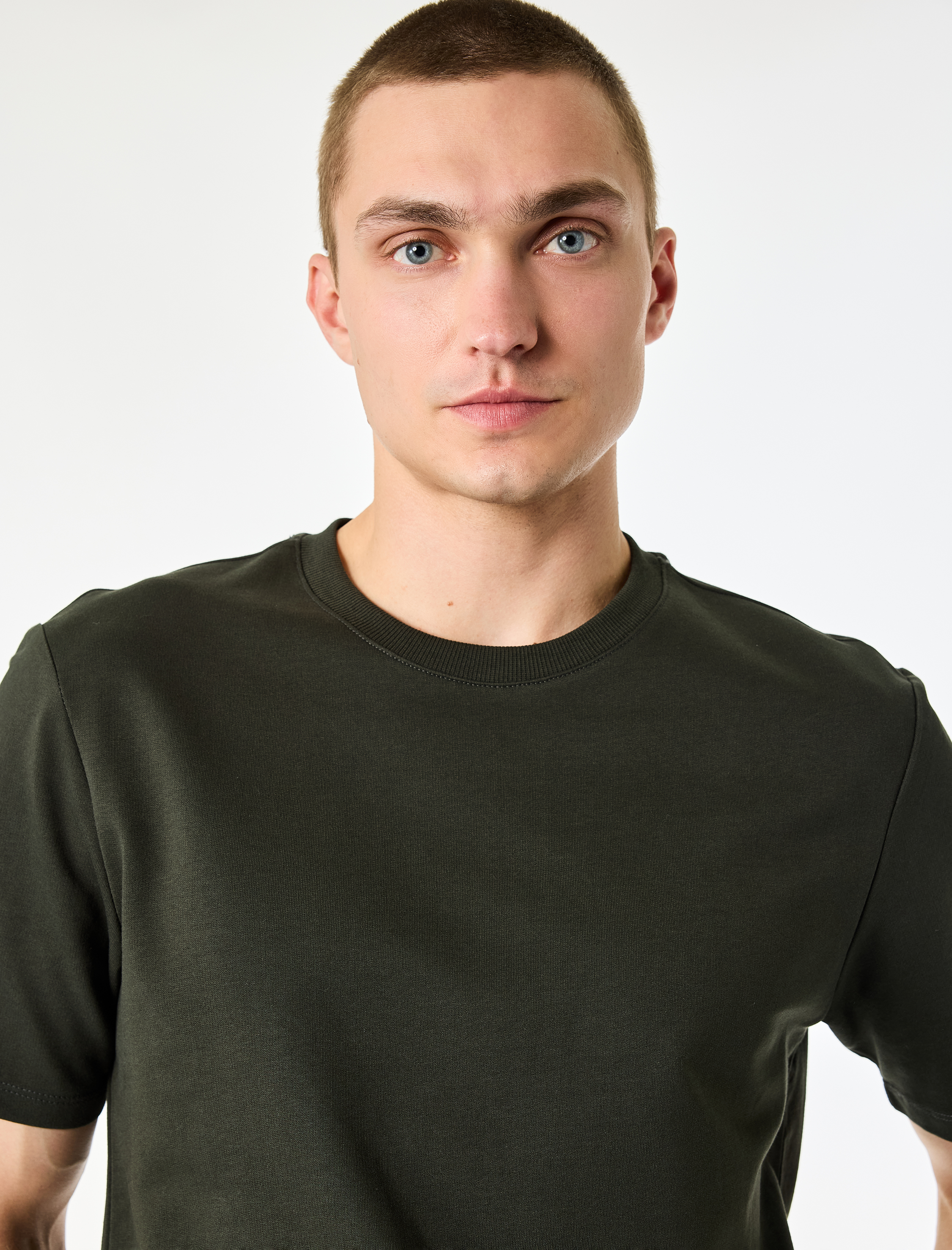   Regular Fit Pamuklu Bisiklet Yaka Kısa Kollu Basic Tişört