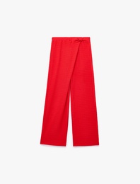 Fiyonk Detaylı Bürümcük Geniş Paça Pantolon