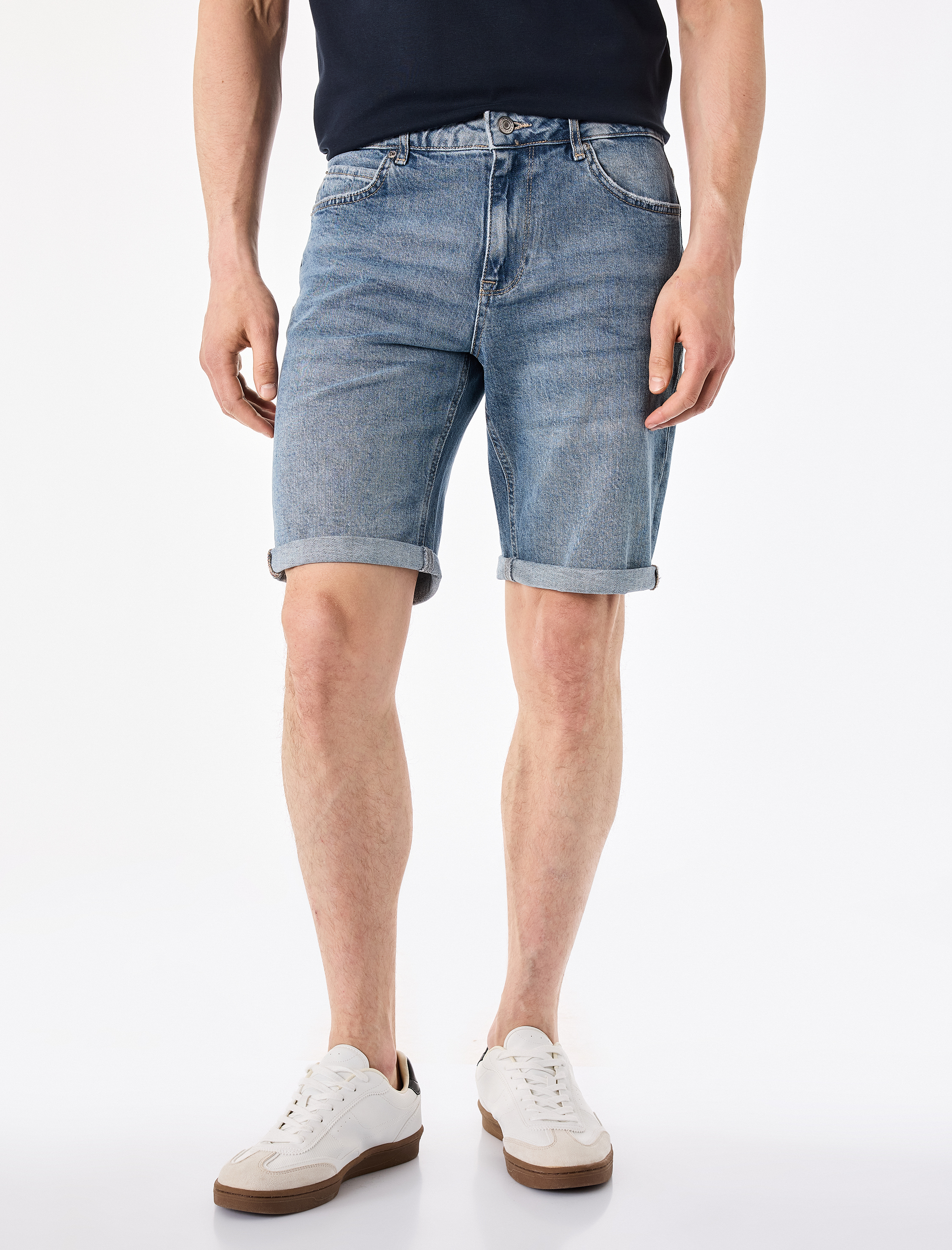   Pamuklu Normal Bel Cepli Slim Fit Jean Şort