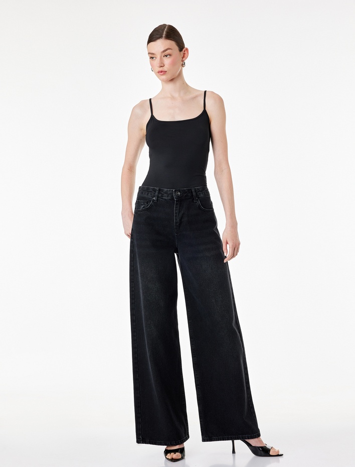  Slim Fit İp Askılı Atlet