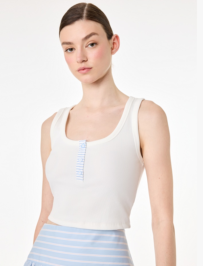  Pamuklu Düğmeli Çizgili Kolsuz Hanley Yaka Crop Top