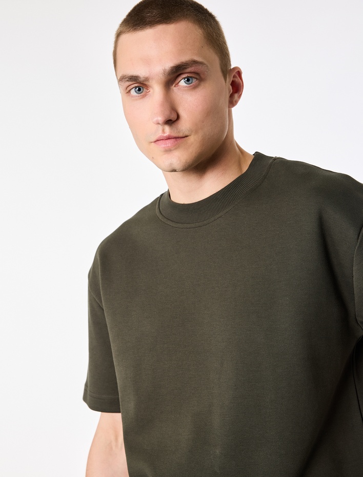  Pamuklu Kısa Kollu Pike Kumaş Bisiklet Yaka Basic Oversize Tişört
