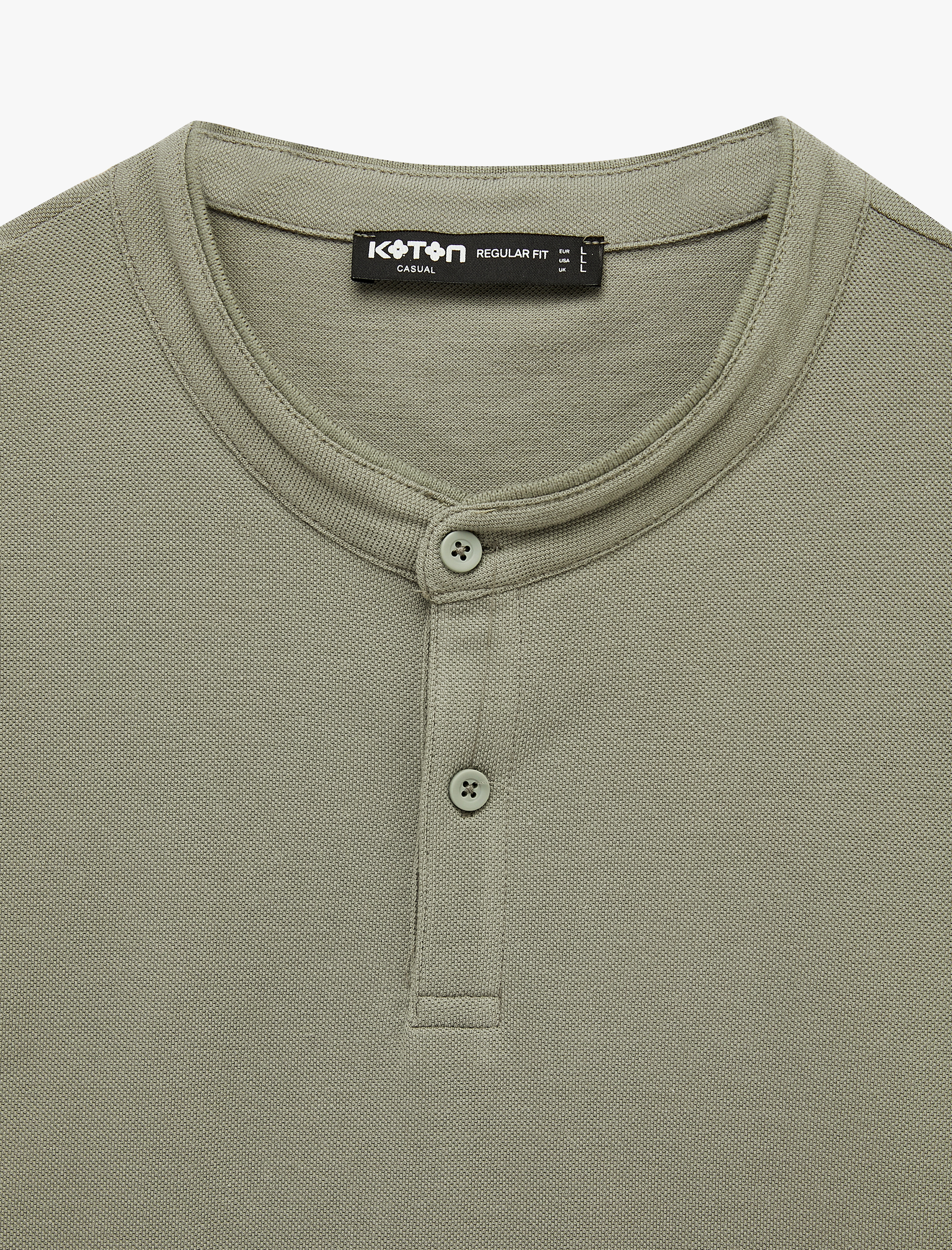   Regular Fit Pamuklu Düğmeli Kısa Kollu Henley Yaka Tişört