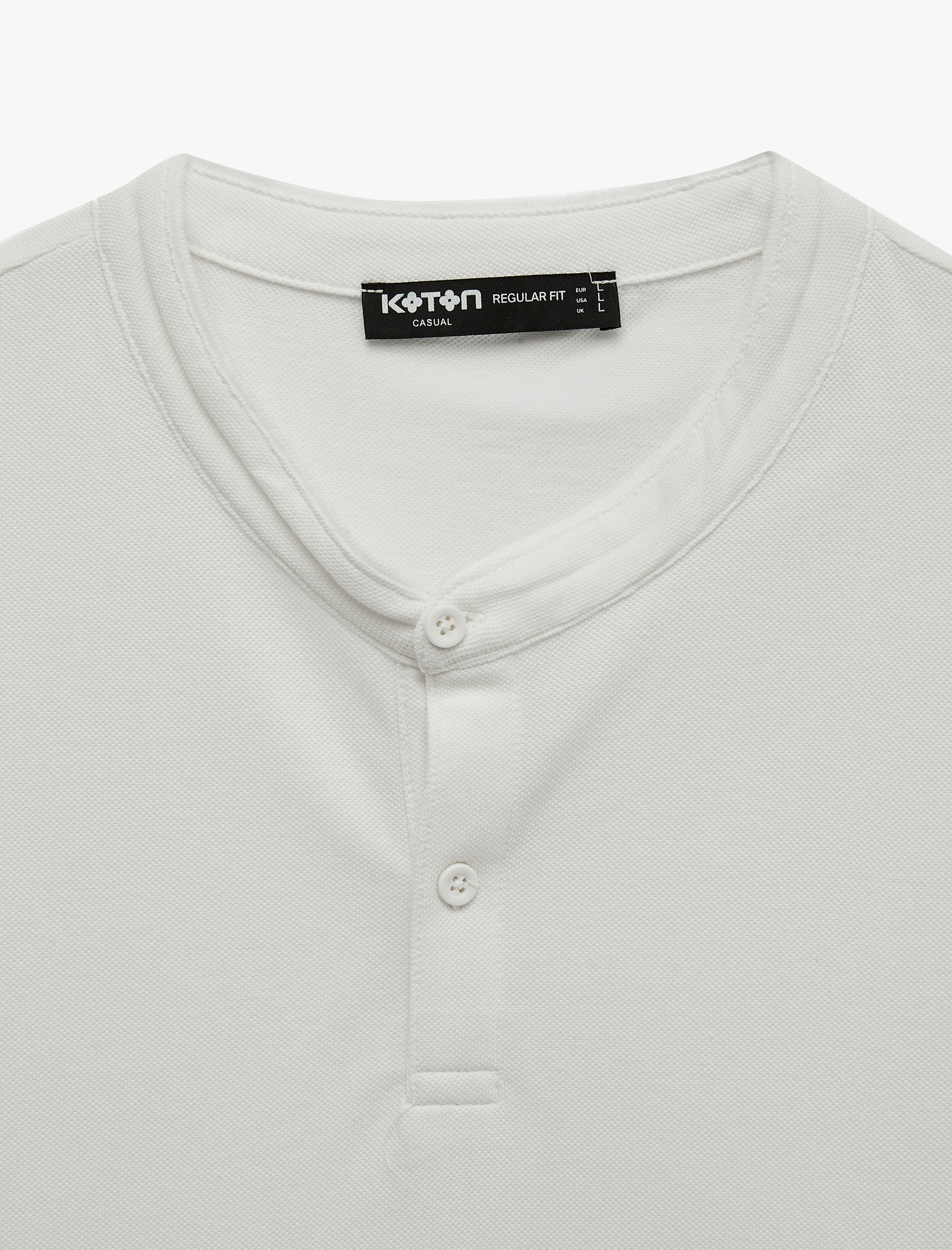   Regular Fit Pamuklu Düğmeli Kısa Kollu Henley Yaka Tişört